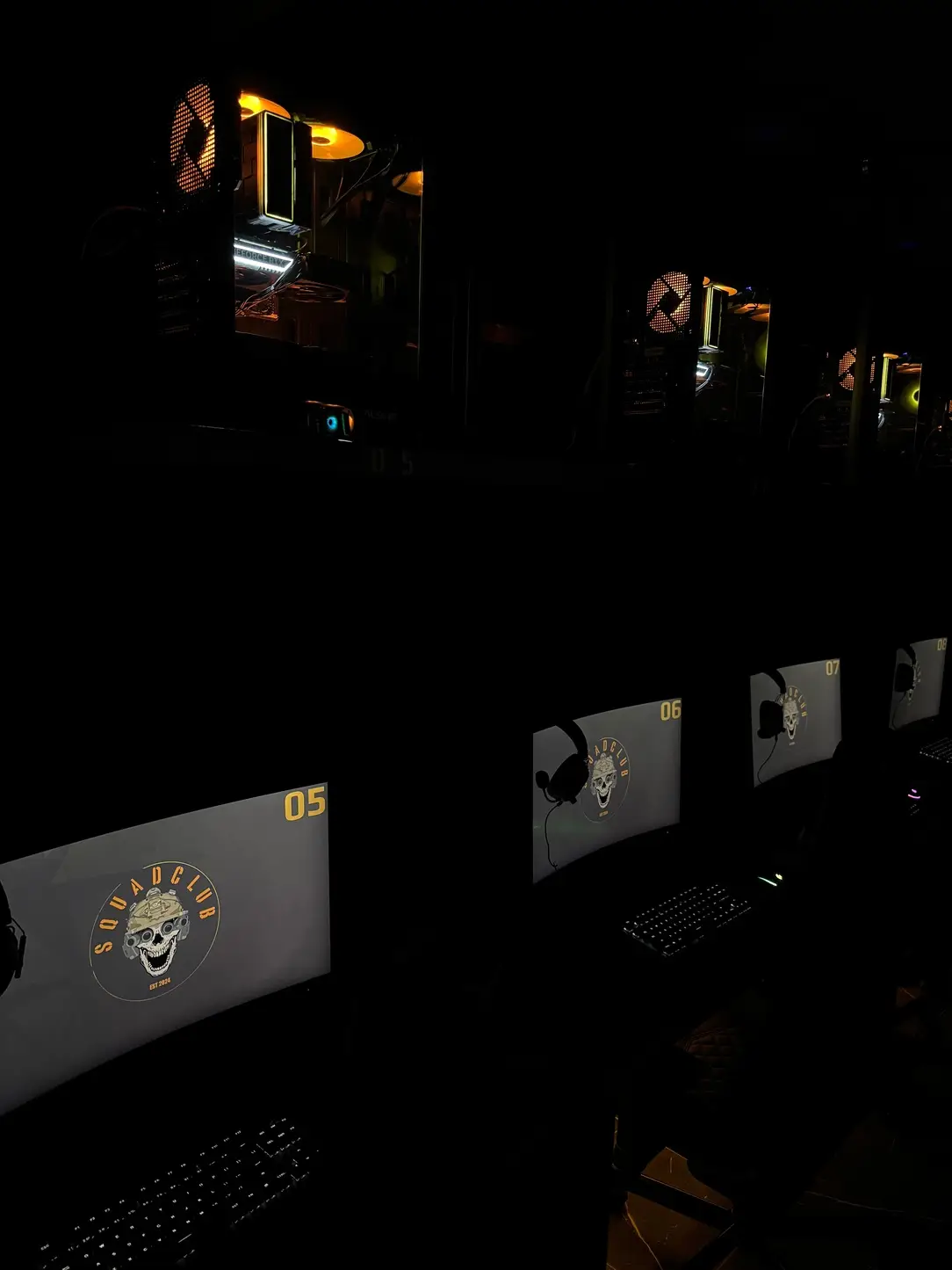 Изображение клуба SQUAD CLUB № 3