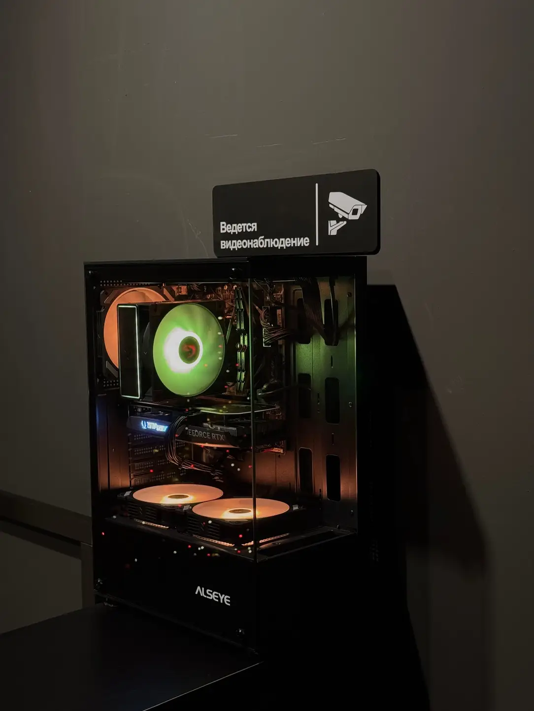 Изображение клуба SQUAD CLUB № 4