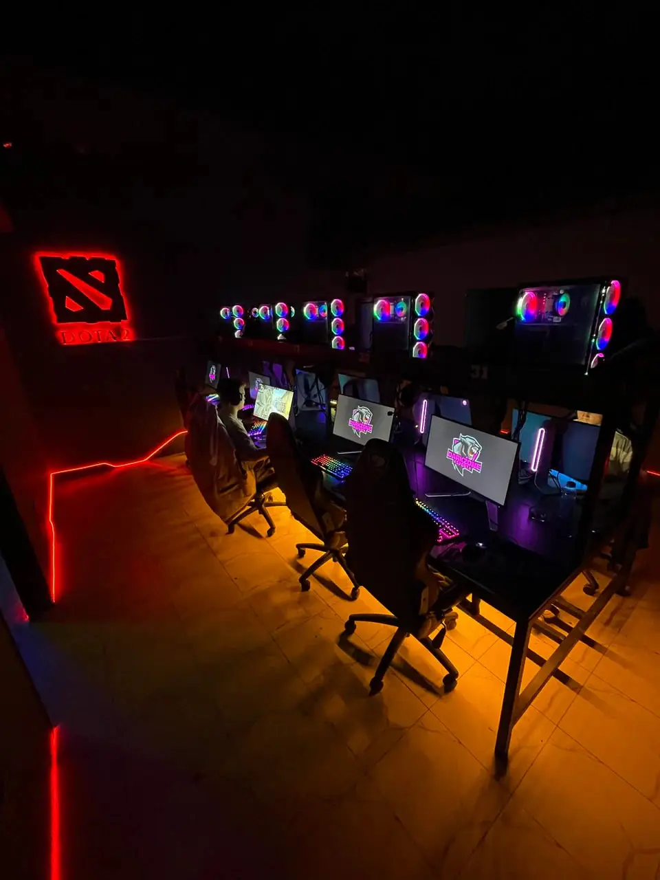 Изображение клуба Dark Zone № 5