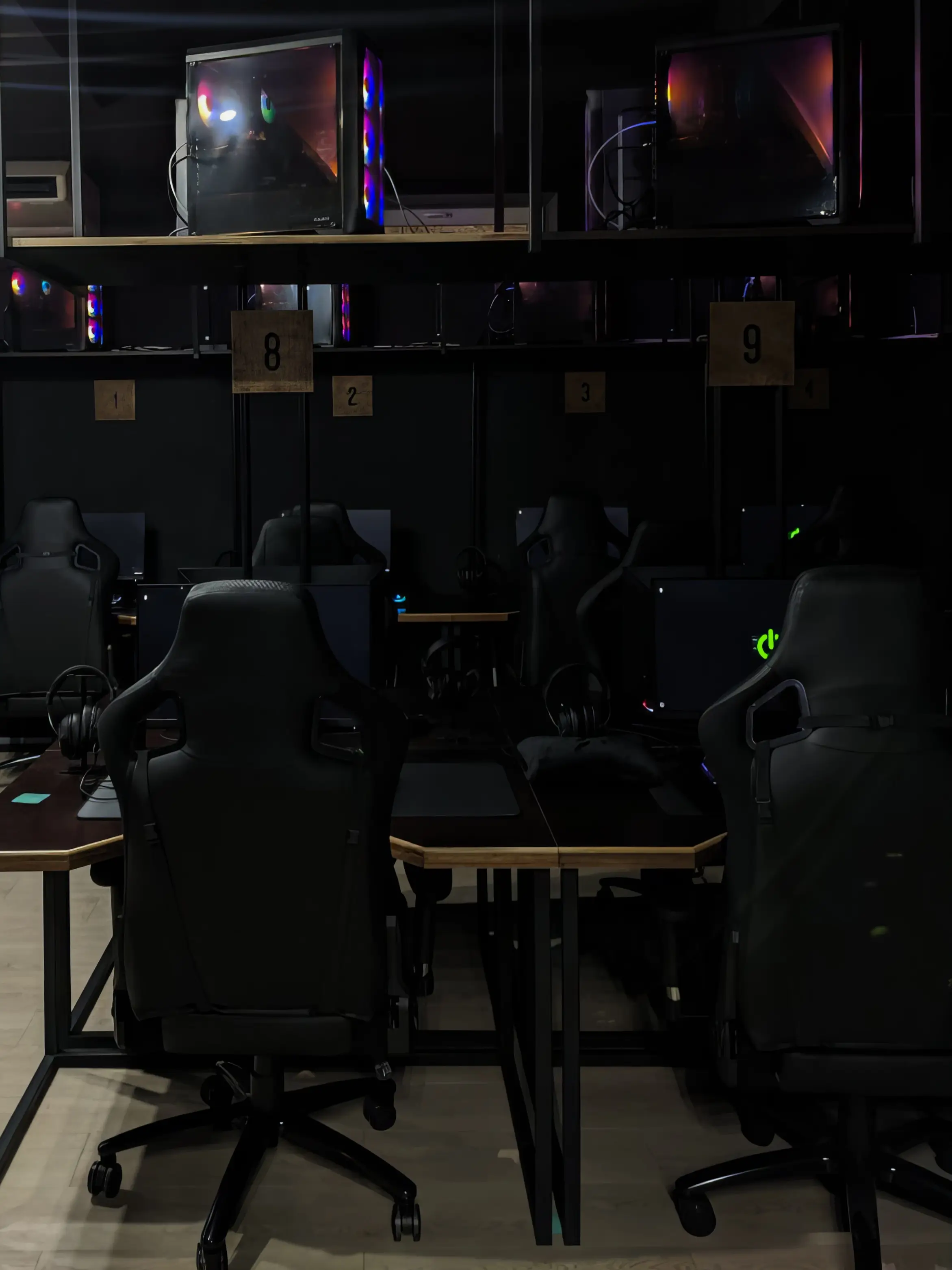 Изображение клуба ENIGMA № 5