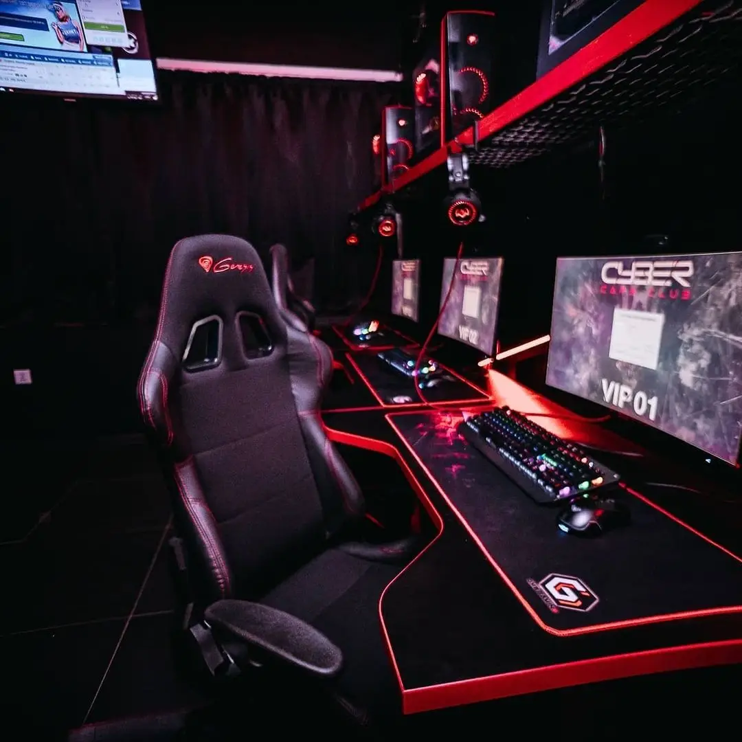 Изображение клуба CYBER cafe club № 1