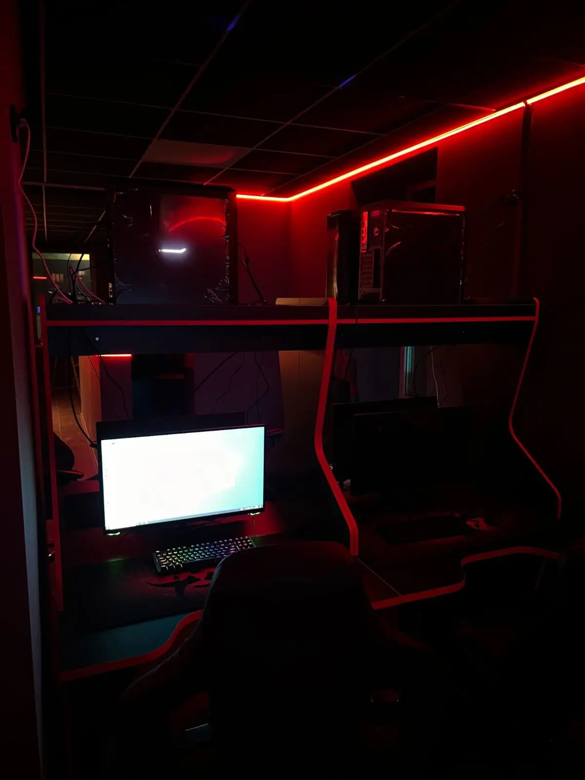 Изображение клуба Pixel — компьютерный клуб № 1