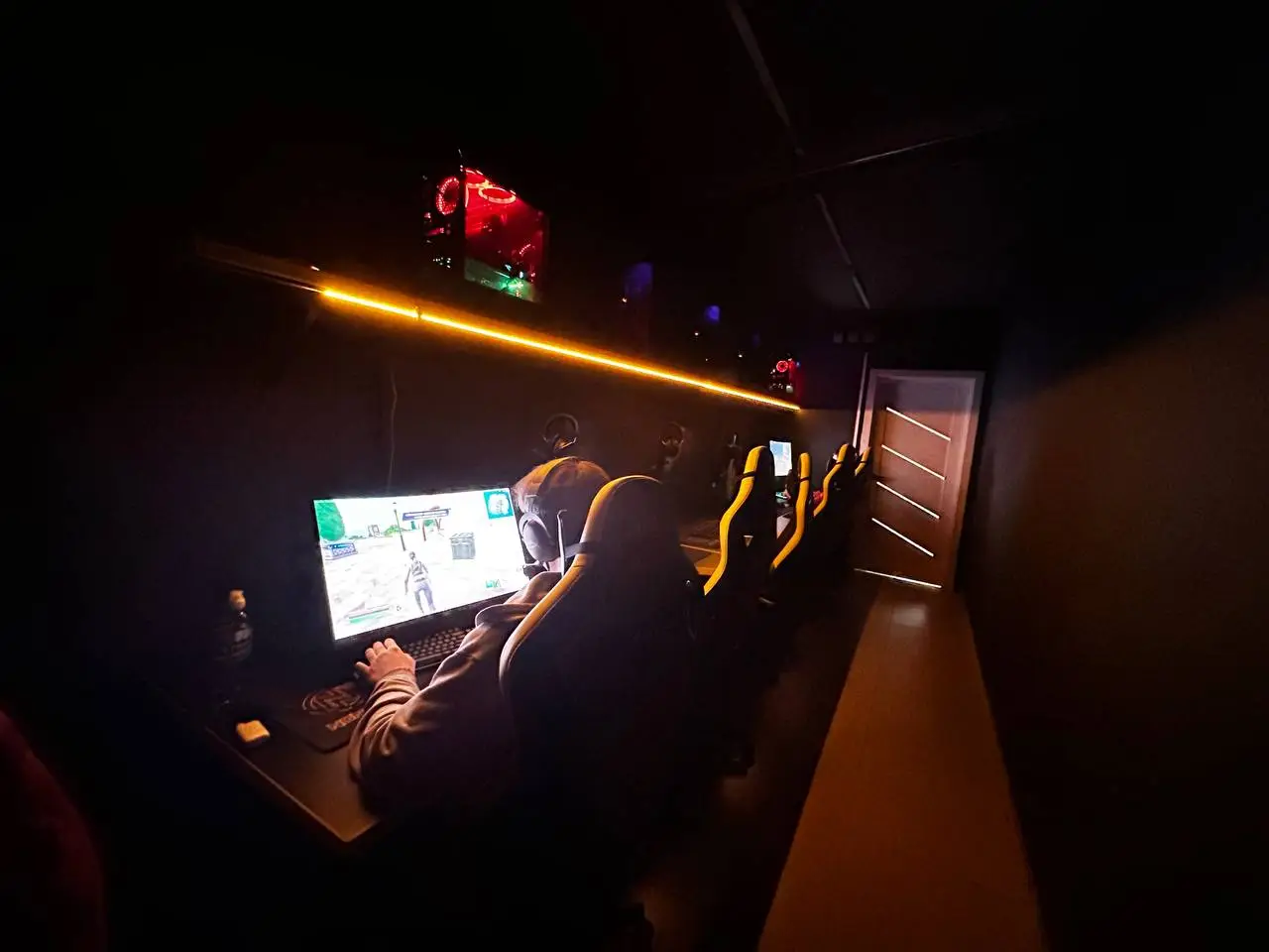 Изображение клуба NO_NAME CENTR № 3