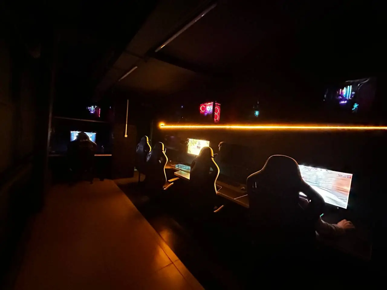 Изображение клуба NO_NAME CENTR № 4