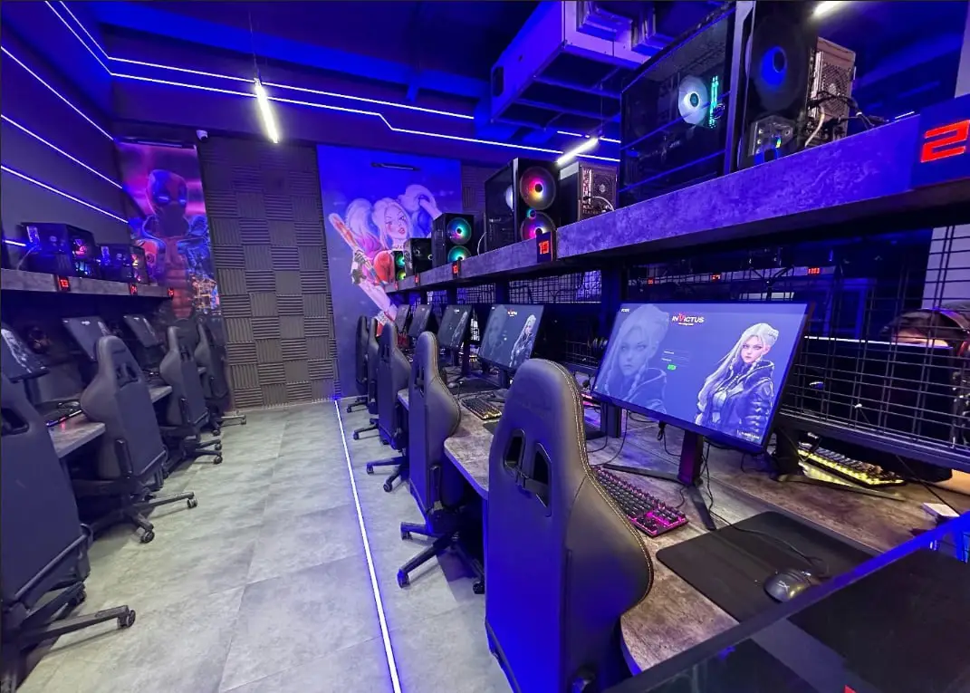 Изображение клуба Invis № 6