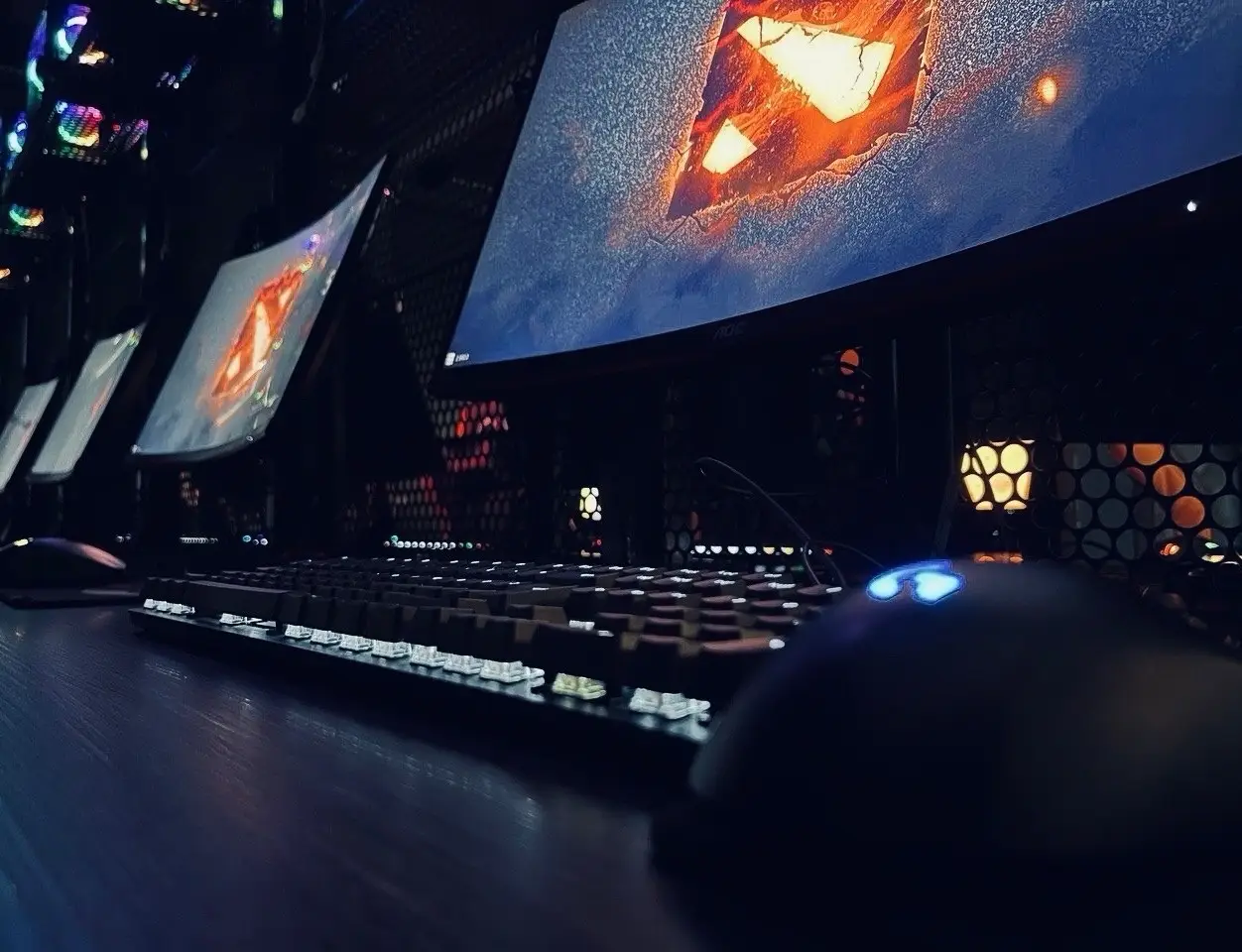 Изображение клуба Кибер @ Арена на Маркса № 5