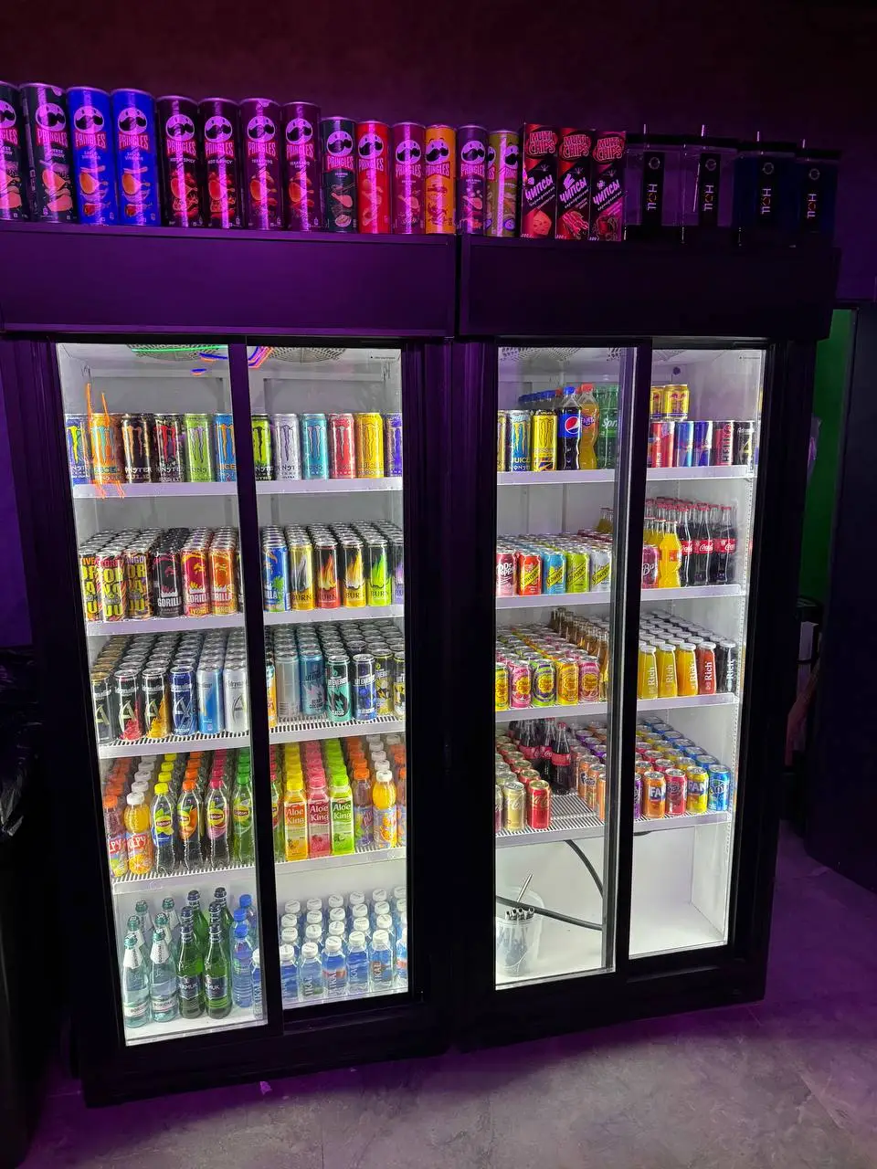 Изображение клуба HOLL CYBER LOUNGE № 9