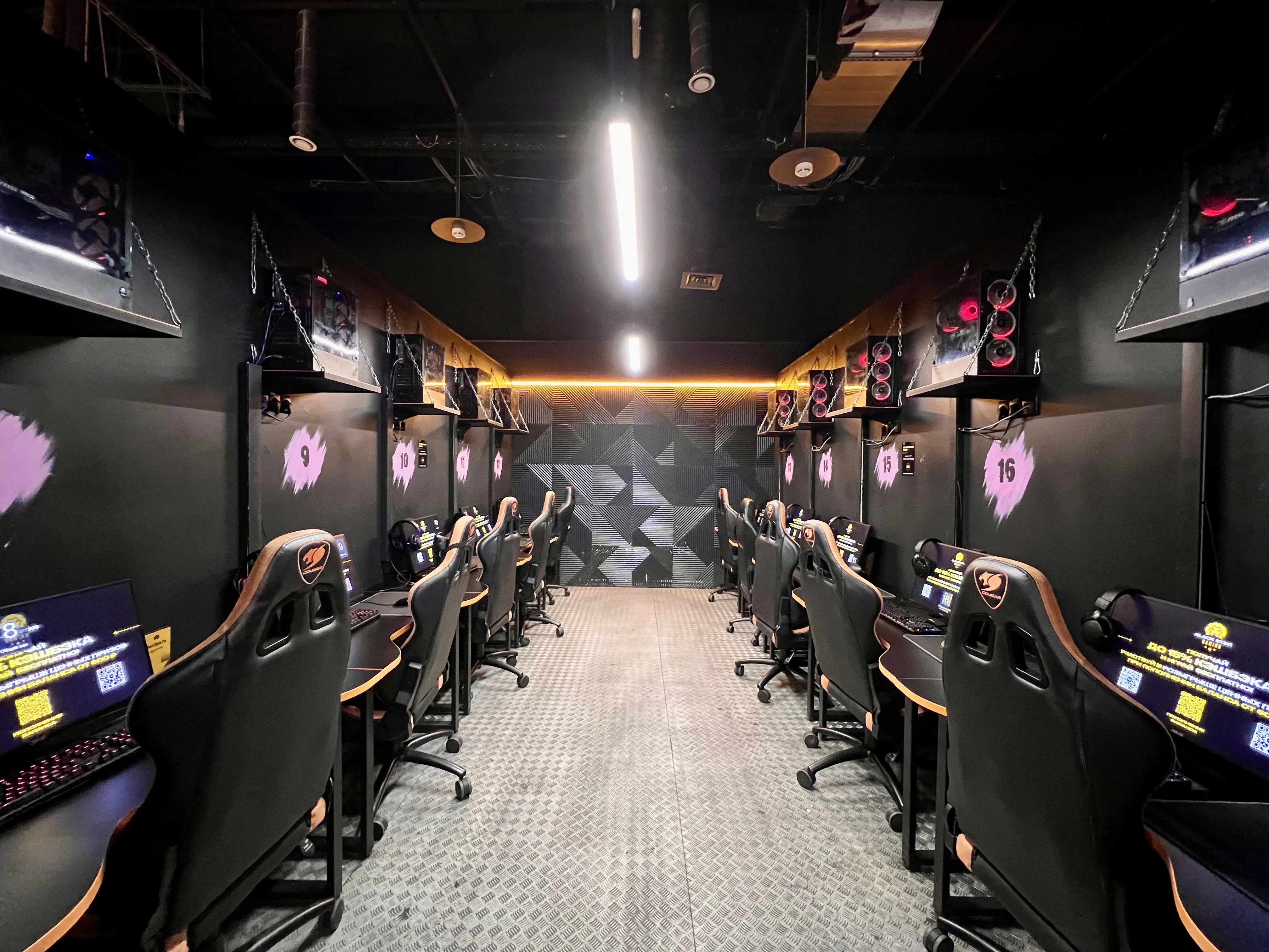 Изображение клуба Black Star Gaming Lounge Мозайка № 1