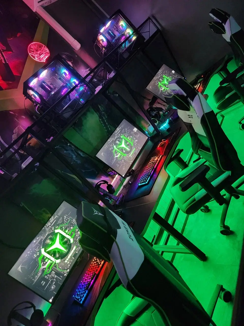 Изображение клуба THRONE № 5