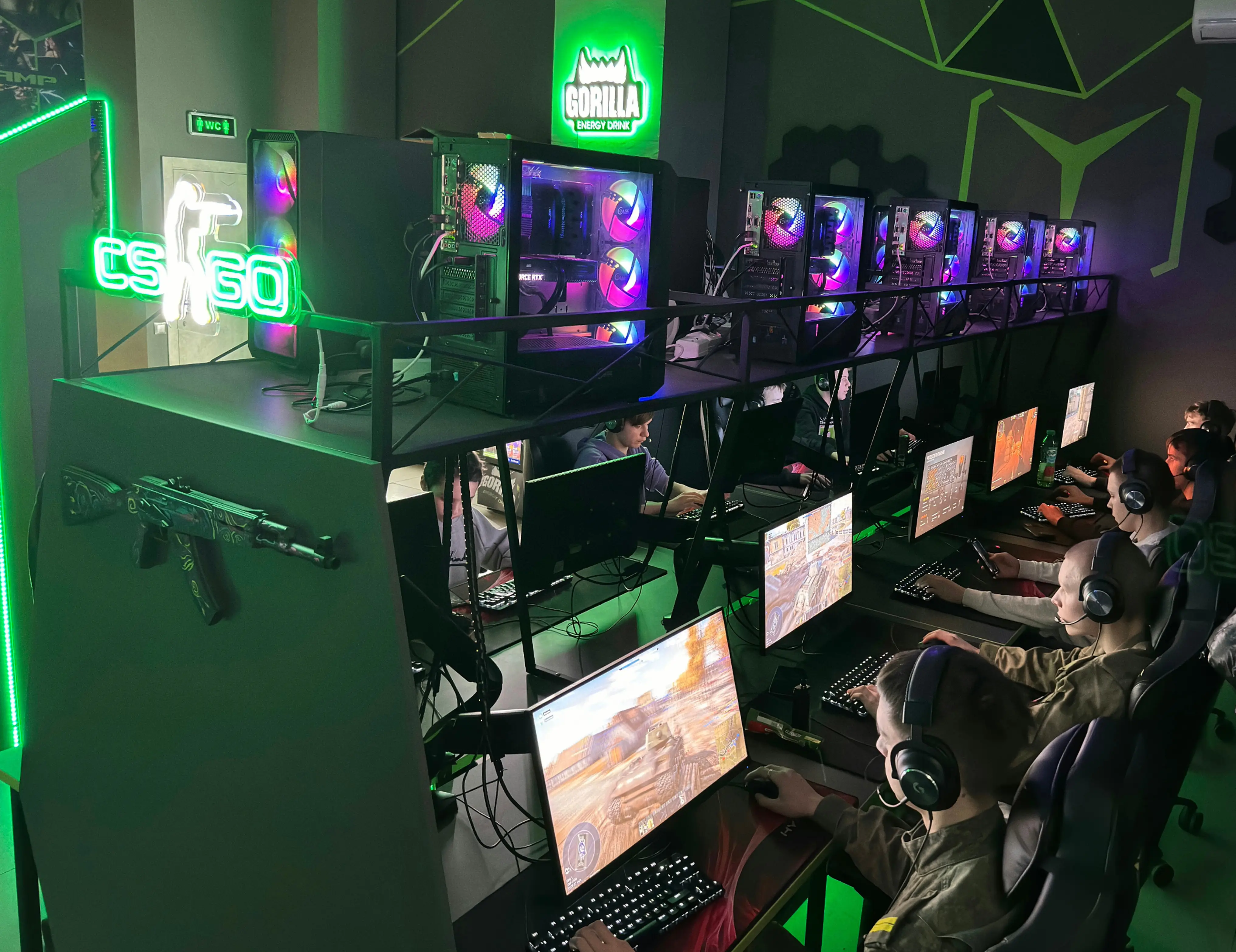 Изображение клуба THRONE № 7