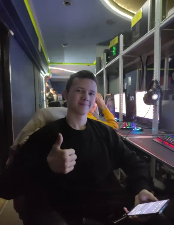 Изображение клуба ПАУТИНА на Ленина 24 № 4