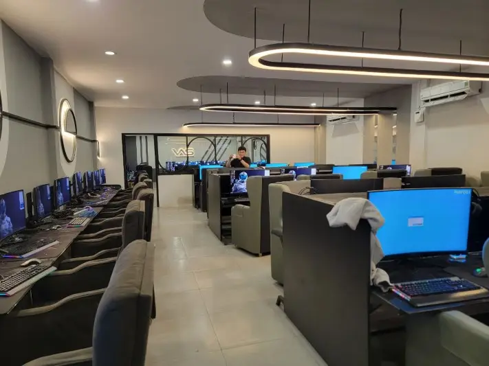 Изображение клуба WAYS STATION NƠ TRANG LONG GAMING & BILLIARD № 5