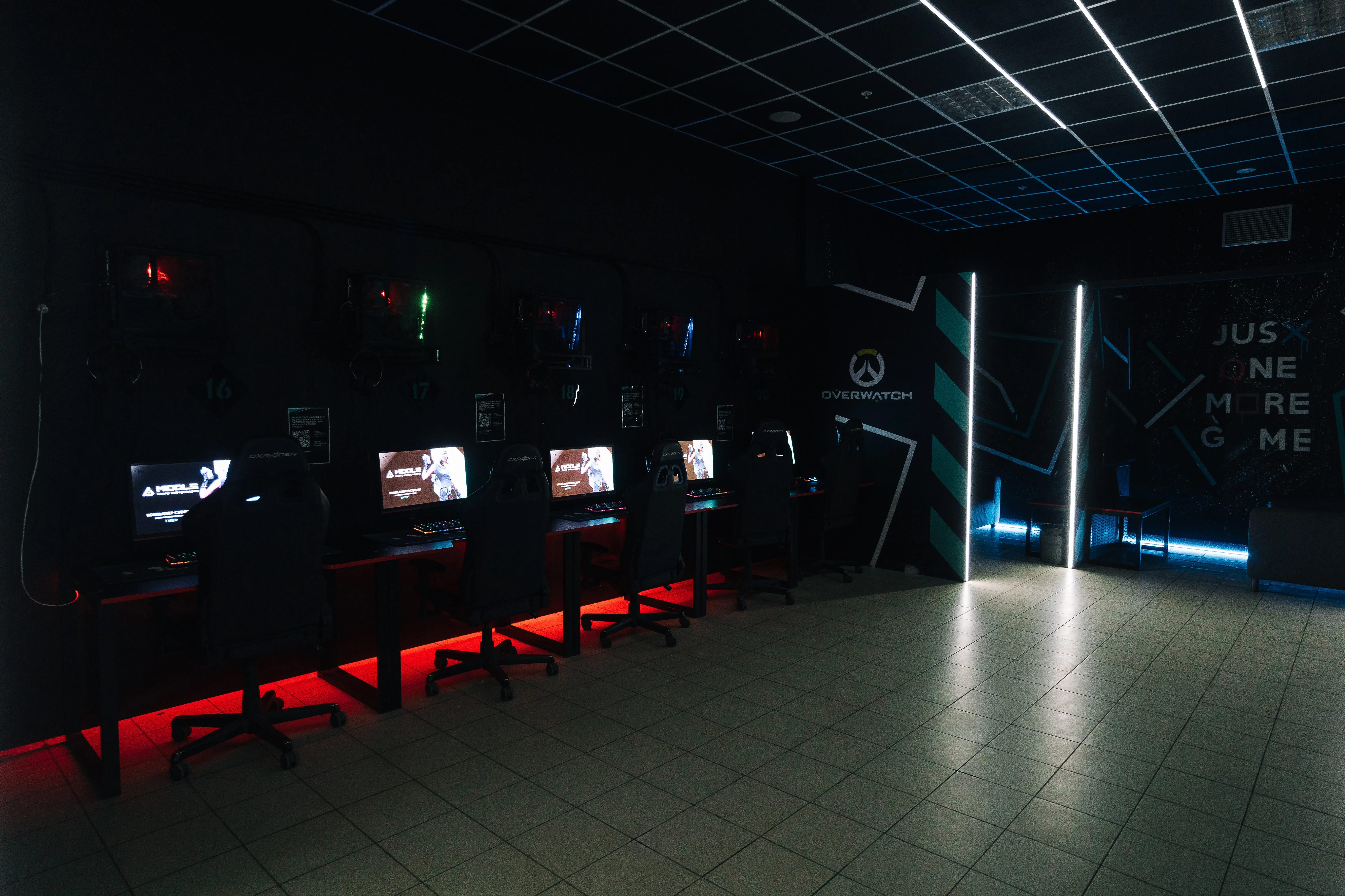 Изображение клуба MIDDLE № 3