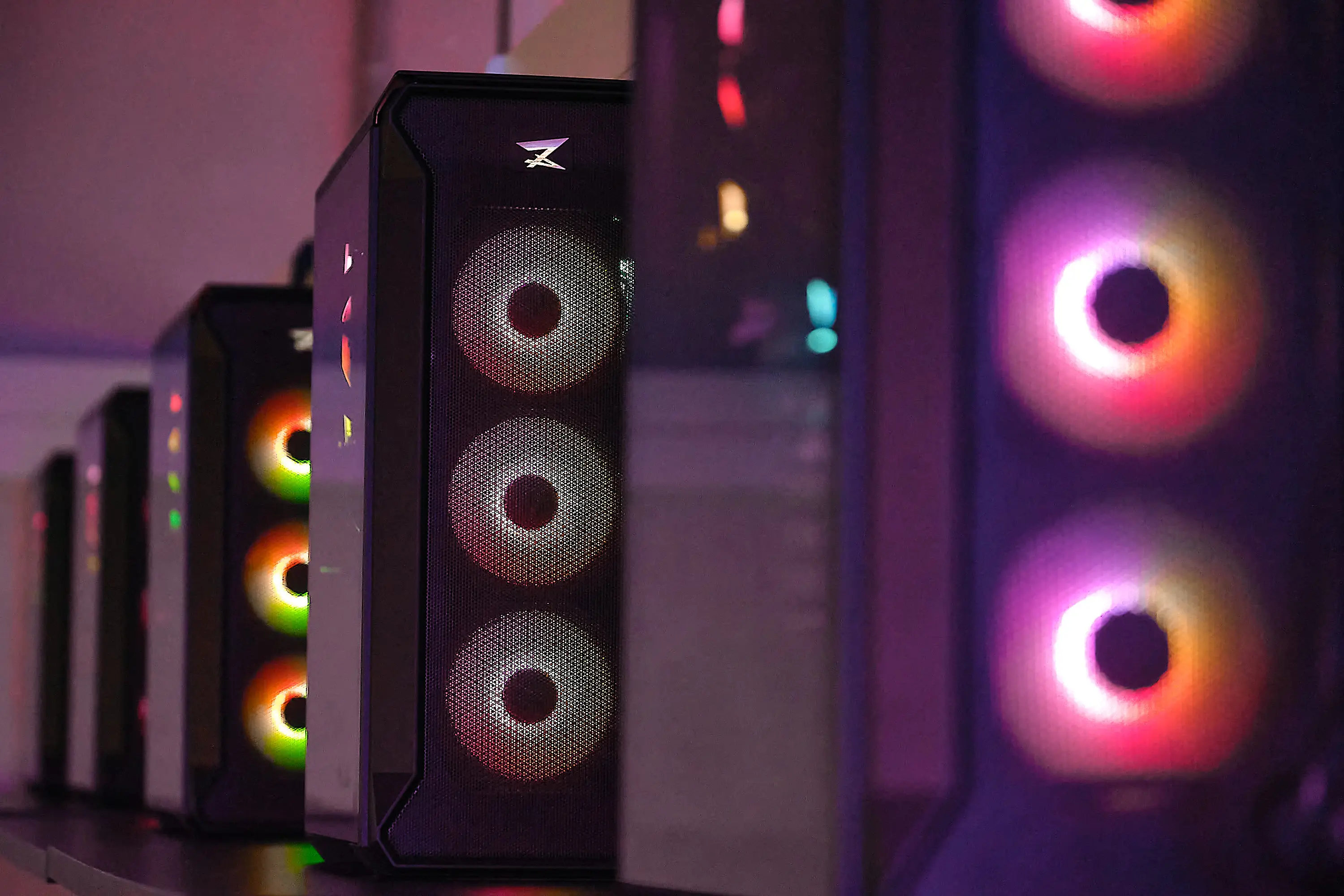 Изображение клуба Well CyberUgansk Игровое пространство № 6