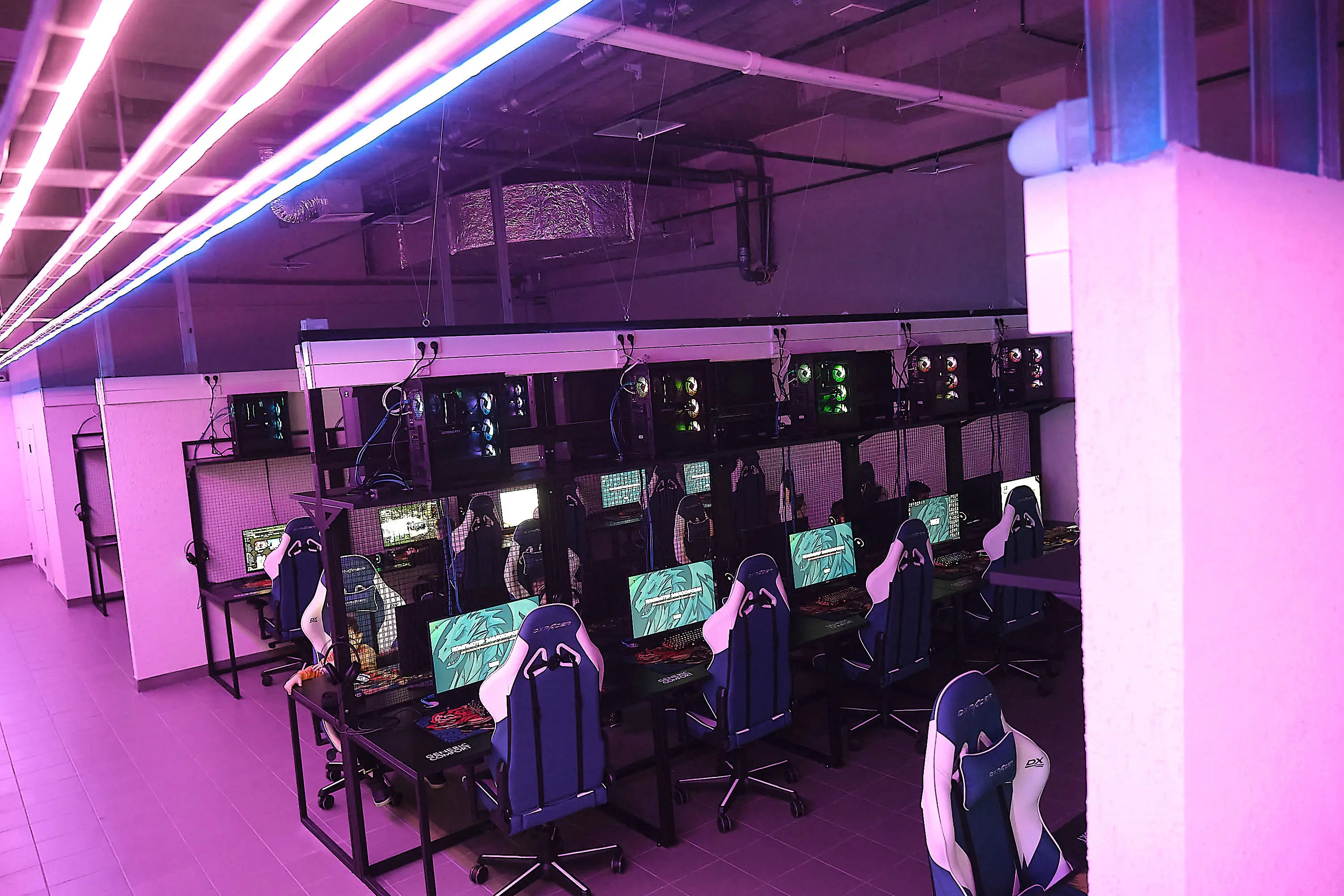 Изображение клуба Well CyberUgansk Игровое пространство № 10