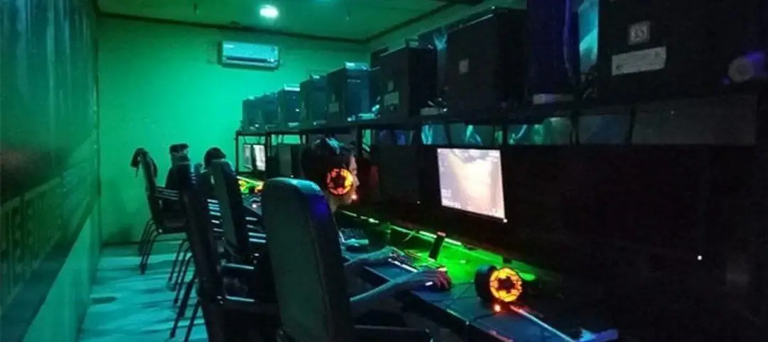 Изображение клуба Furion Warnet Game Center № 5