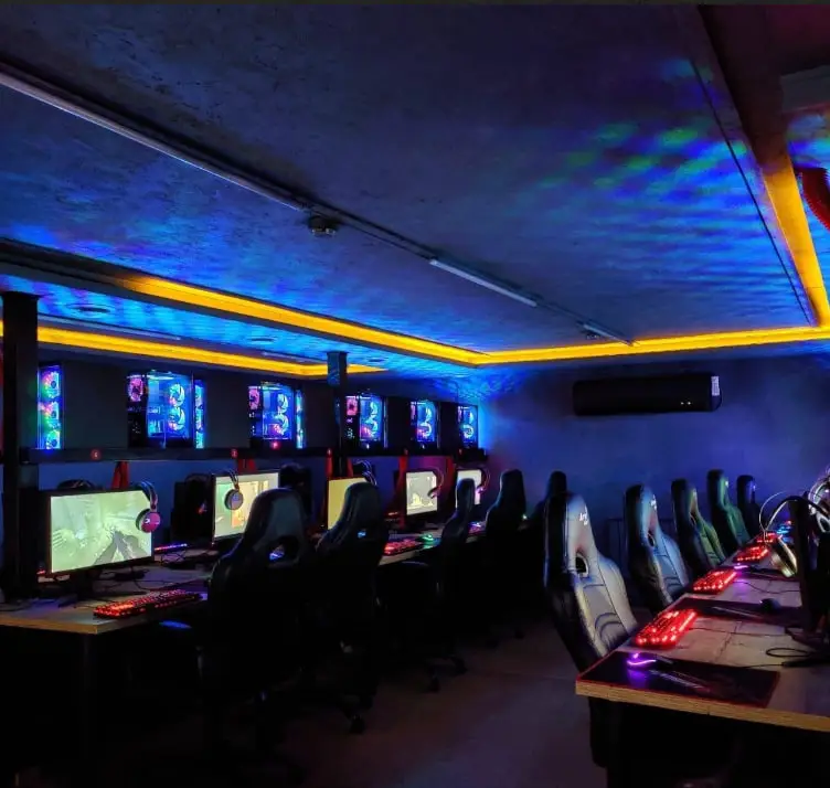 Изображение клуба Cybertron № 3