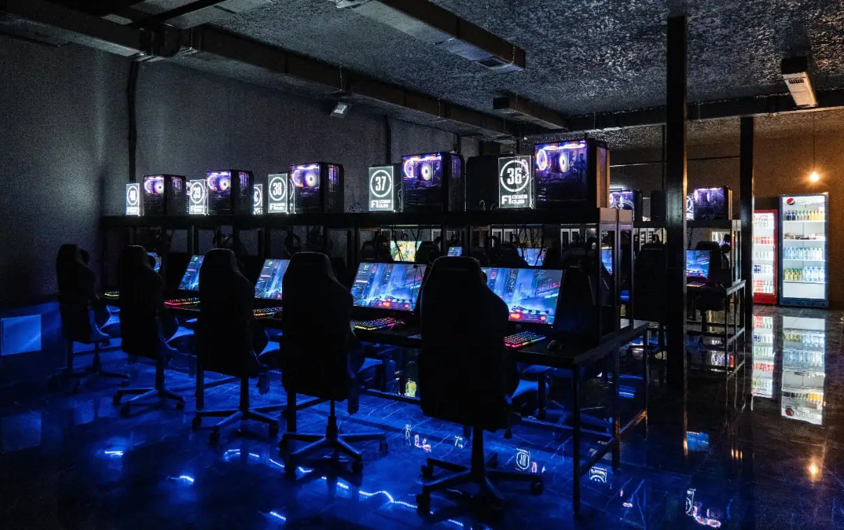 Изображение клуба F1 № 10