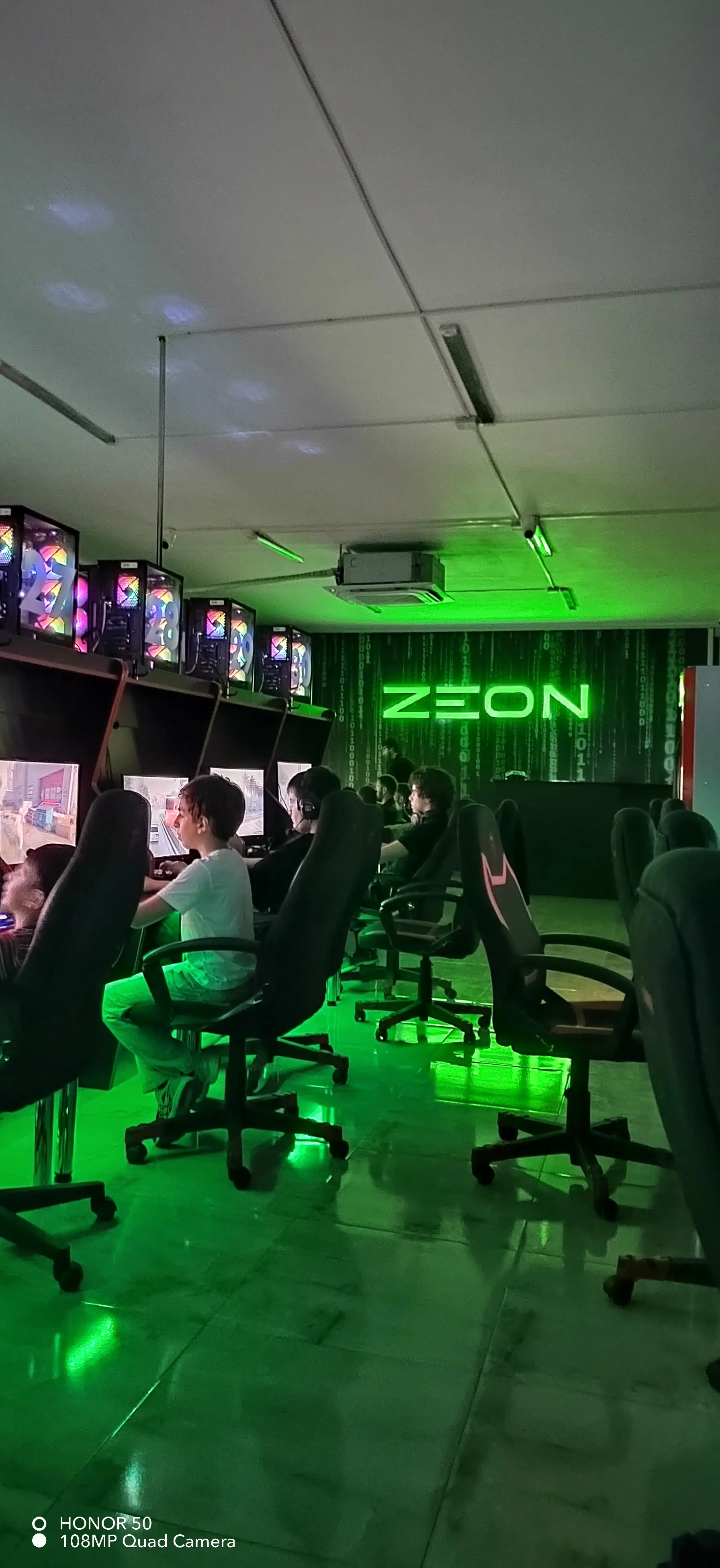 Изображение клуба Компьютерный клуб \"ZEON\" № 8