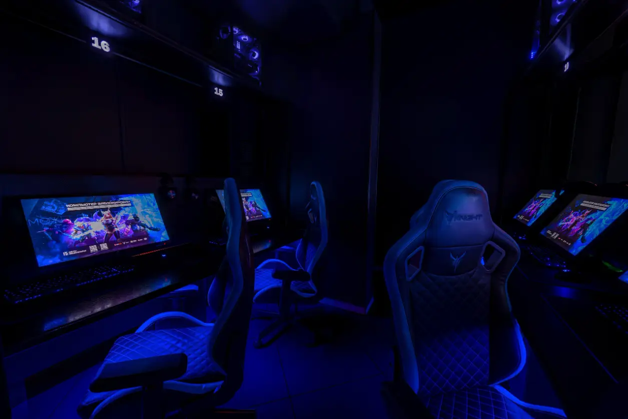 Изображение клуба F5 Центр киберспорта Семеновская № 5