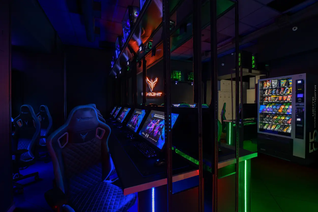 Изображение клуба F5 Центр киберспорта Семеновская № 4