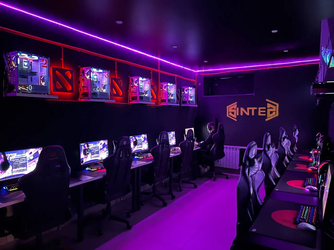 Изображение клуба SINTEZ CYBER № 2