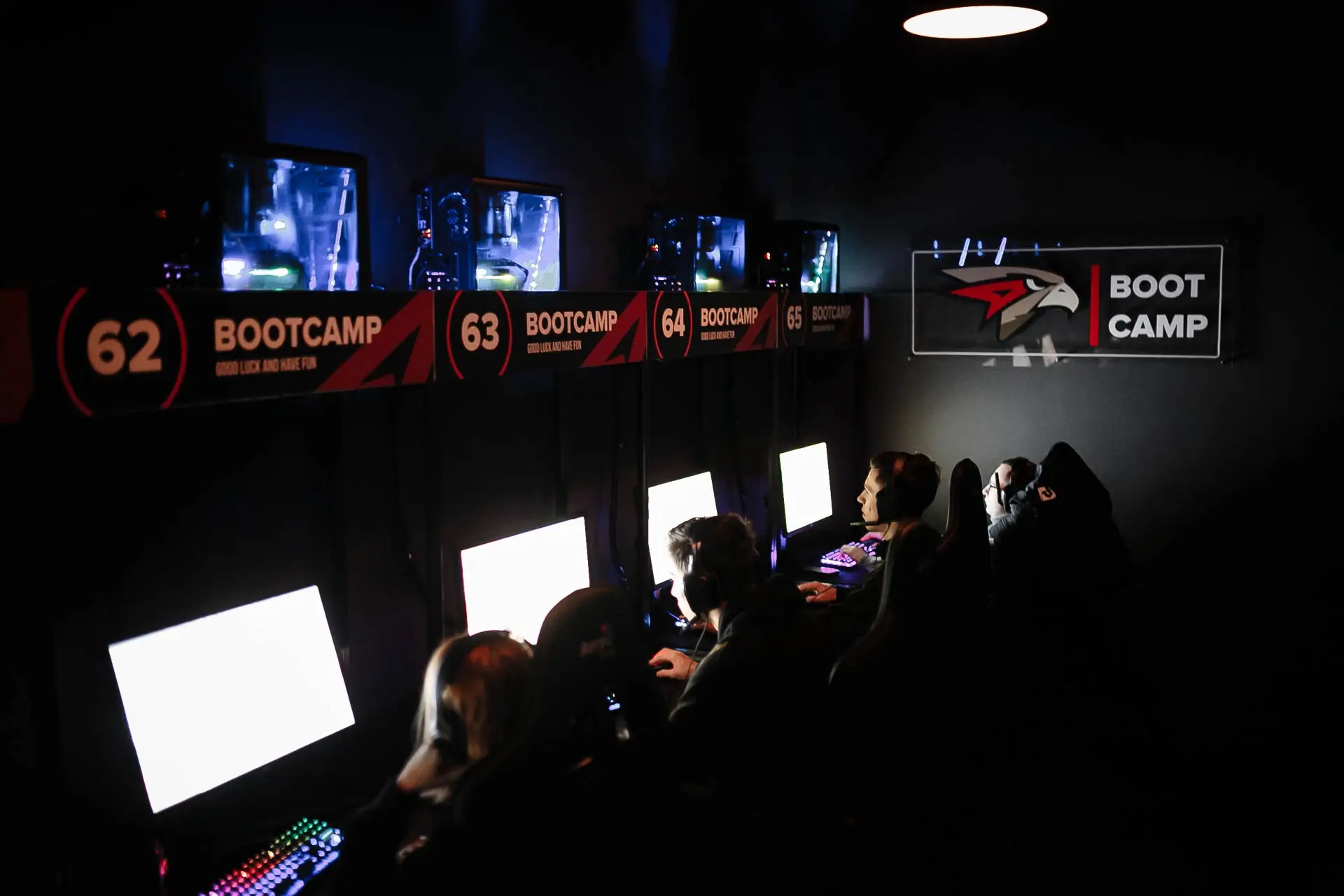 Изображение клуба КИБЕРСПОРТ АРЕНА АВАНГАРД № 4