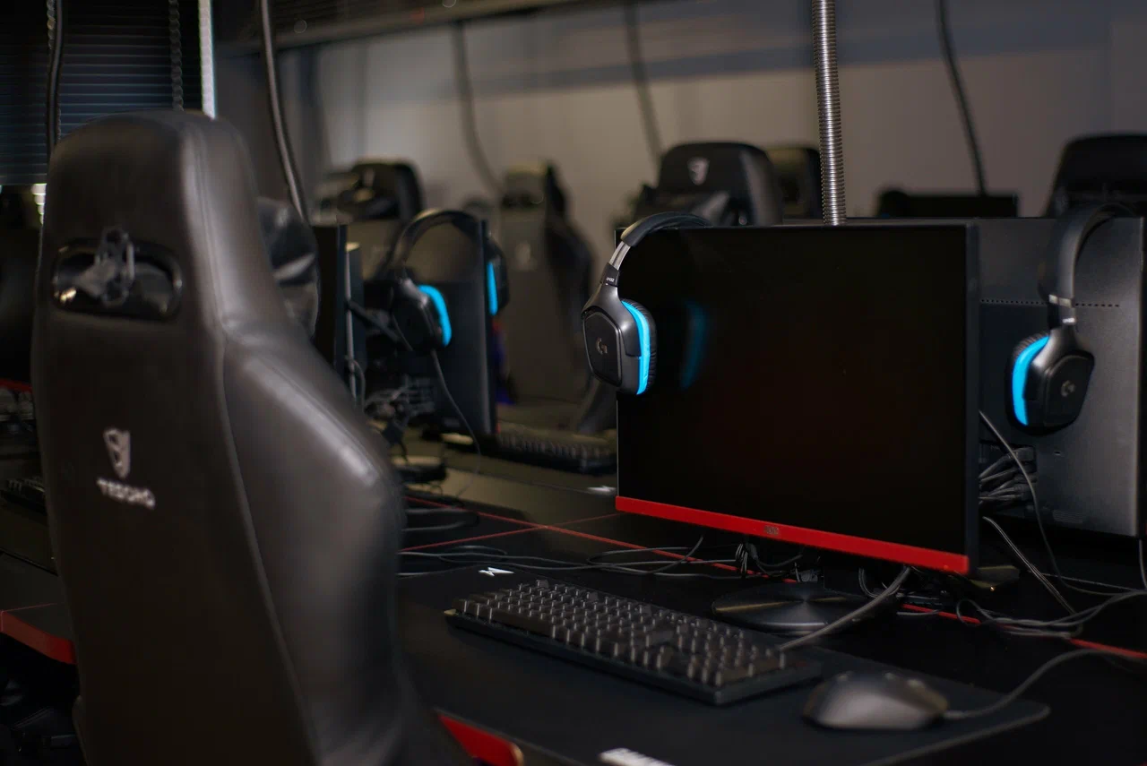 Изображение клуба GEEK Димитрова № 6