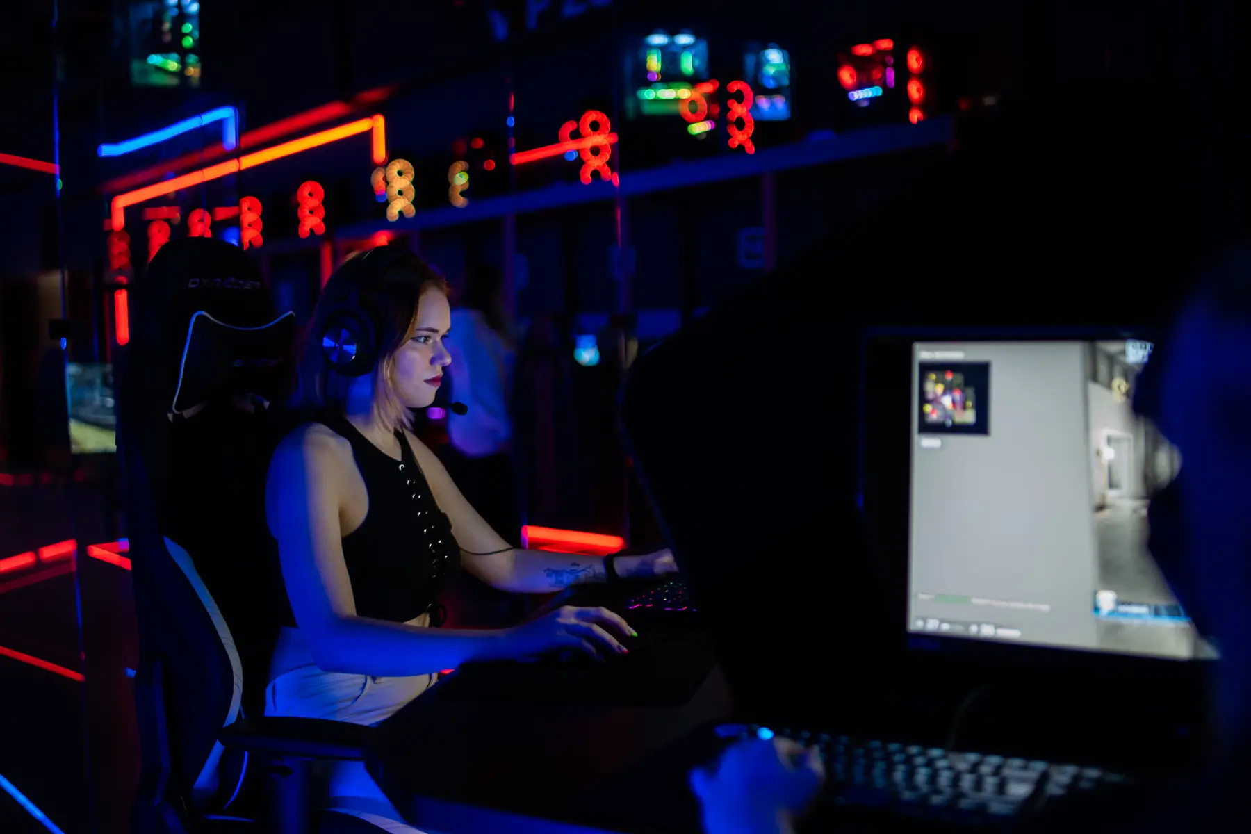 Изображение клуба SQUAD VIP CLUB № 3