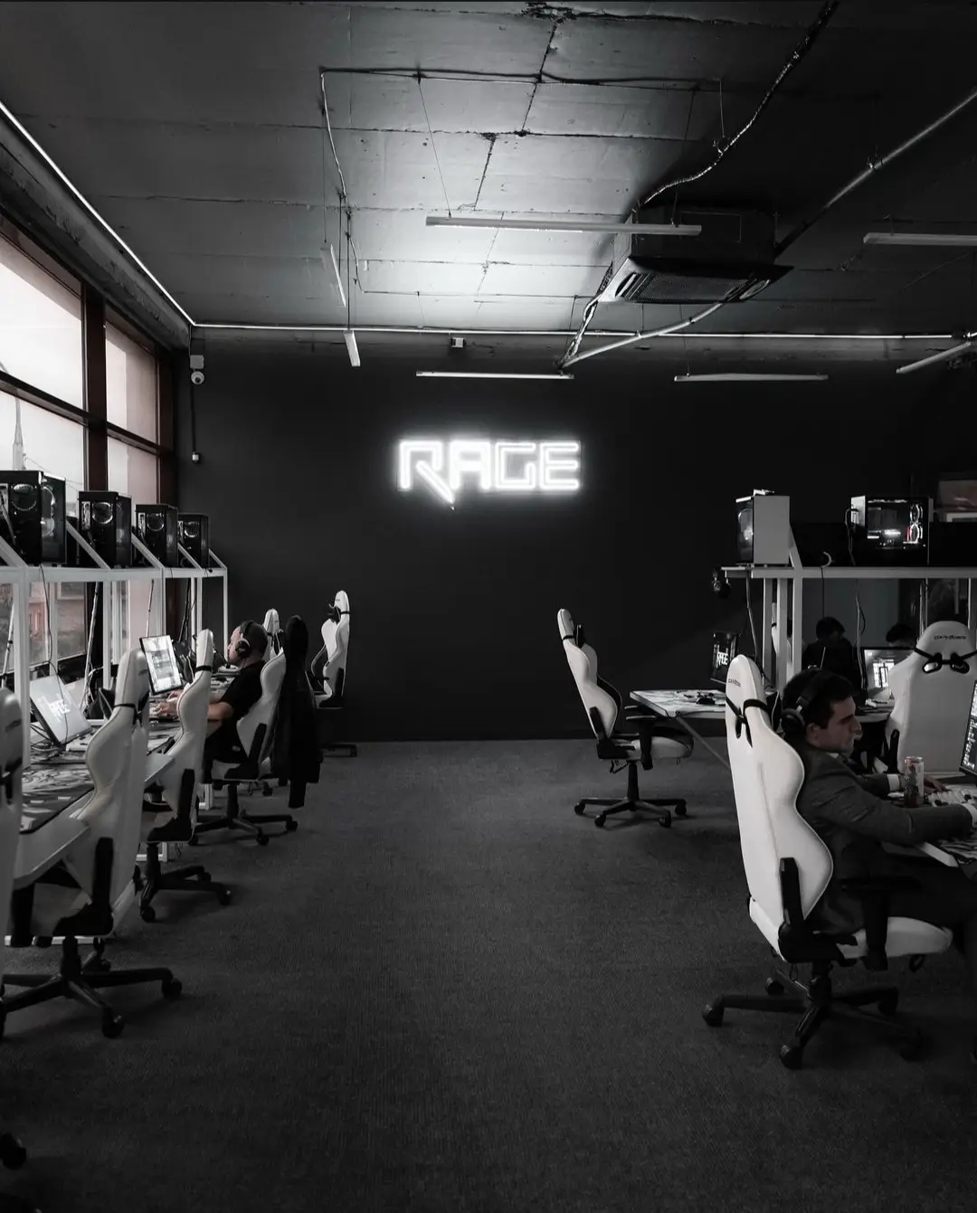 Изображение клуба RAGE № 4