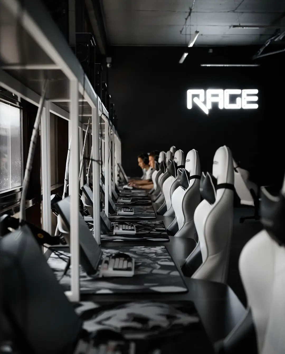 Изображение клуба RAGE № 5