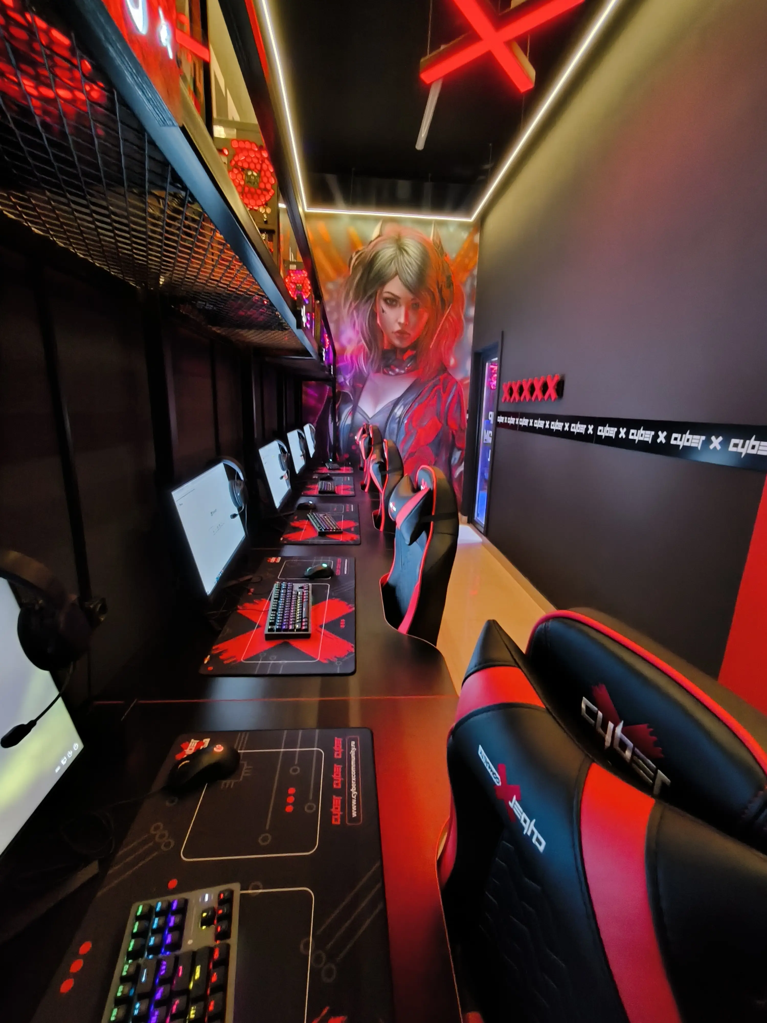 Изображение клуба CyberX Хабаровск Ворошилова 10 № 3