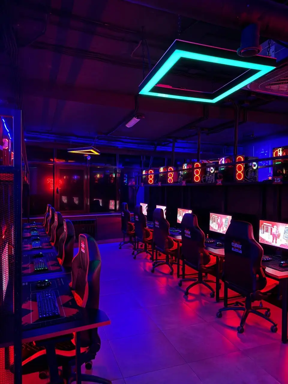 Изображение клуба CyberX Комарова № 4