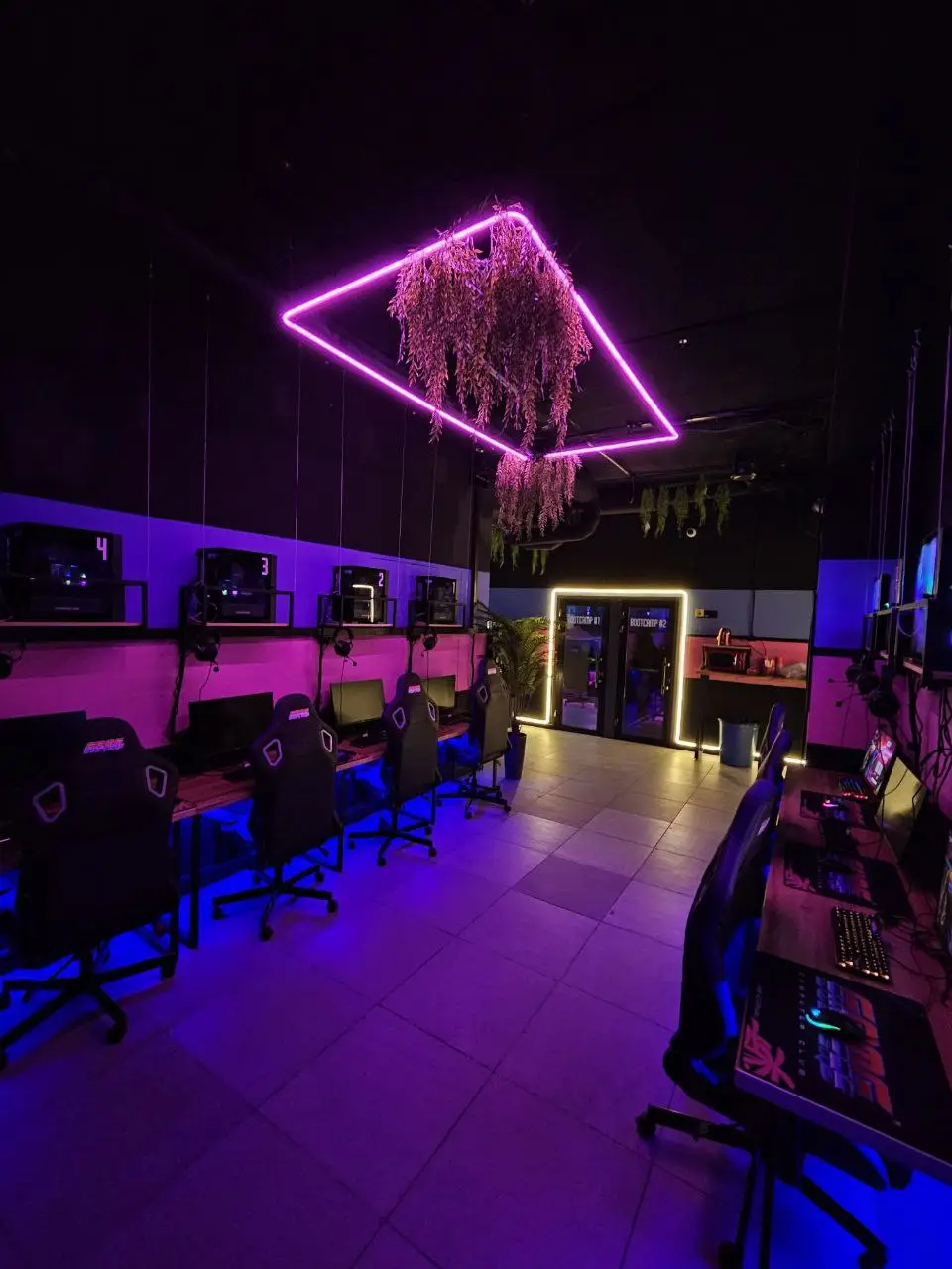 Изображение клуба «GAME BUSTERS» на Гагарина, 31/2 № 6