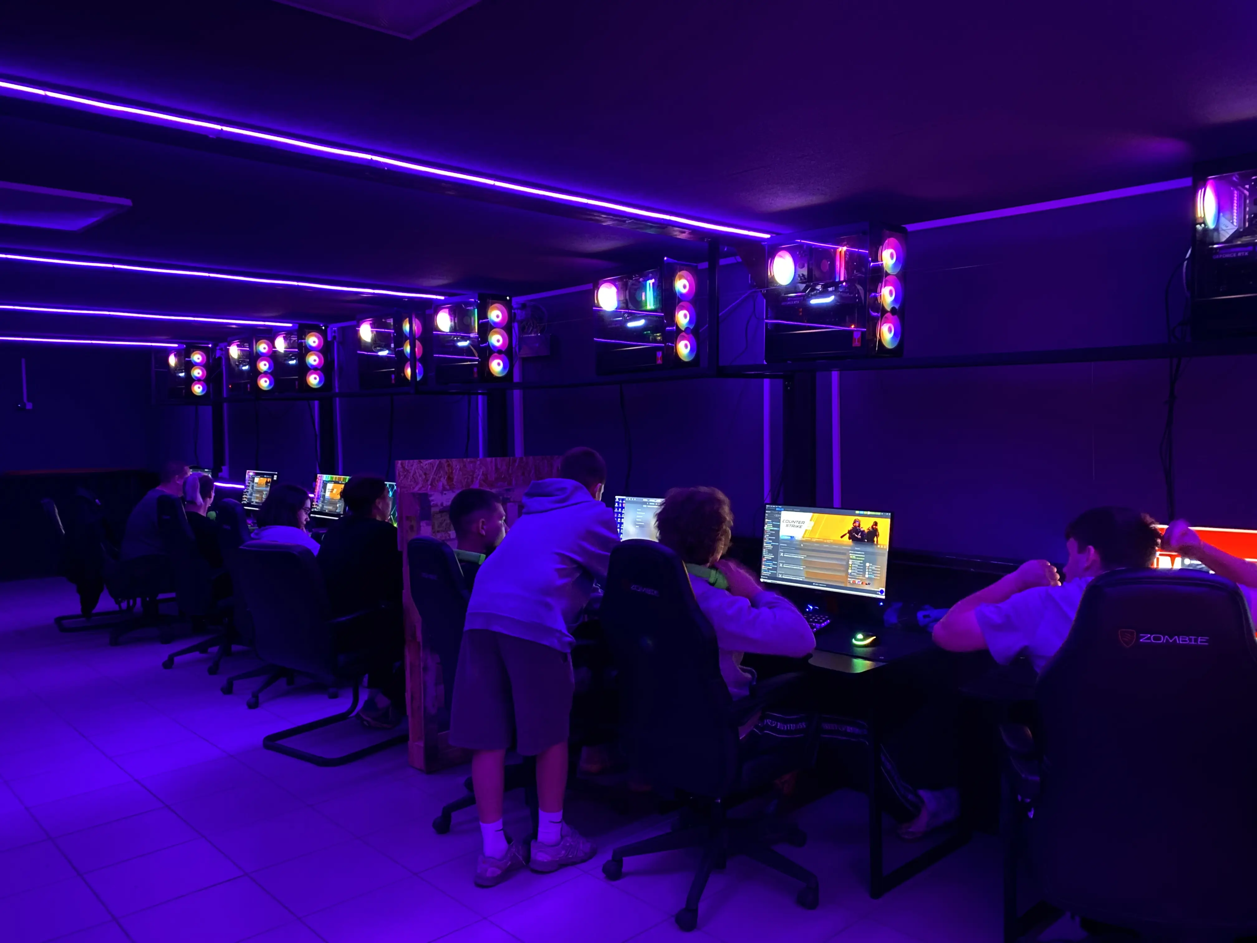 Изображение клуба Empire № 6