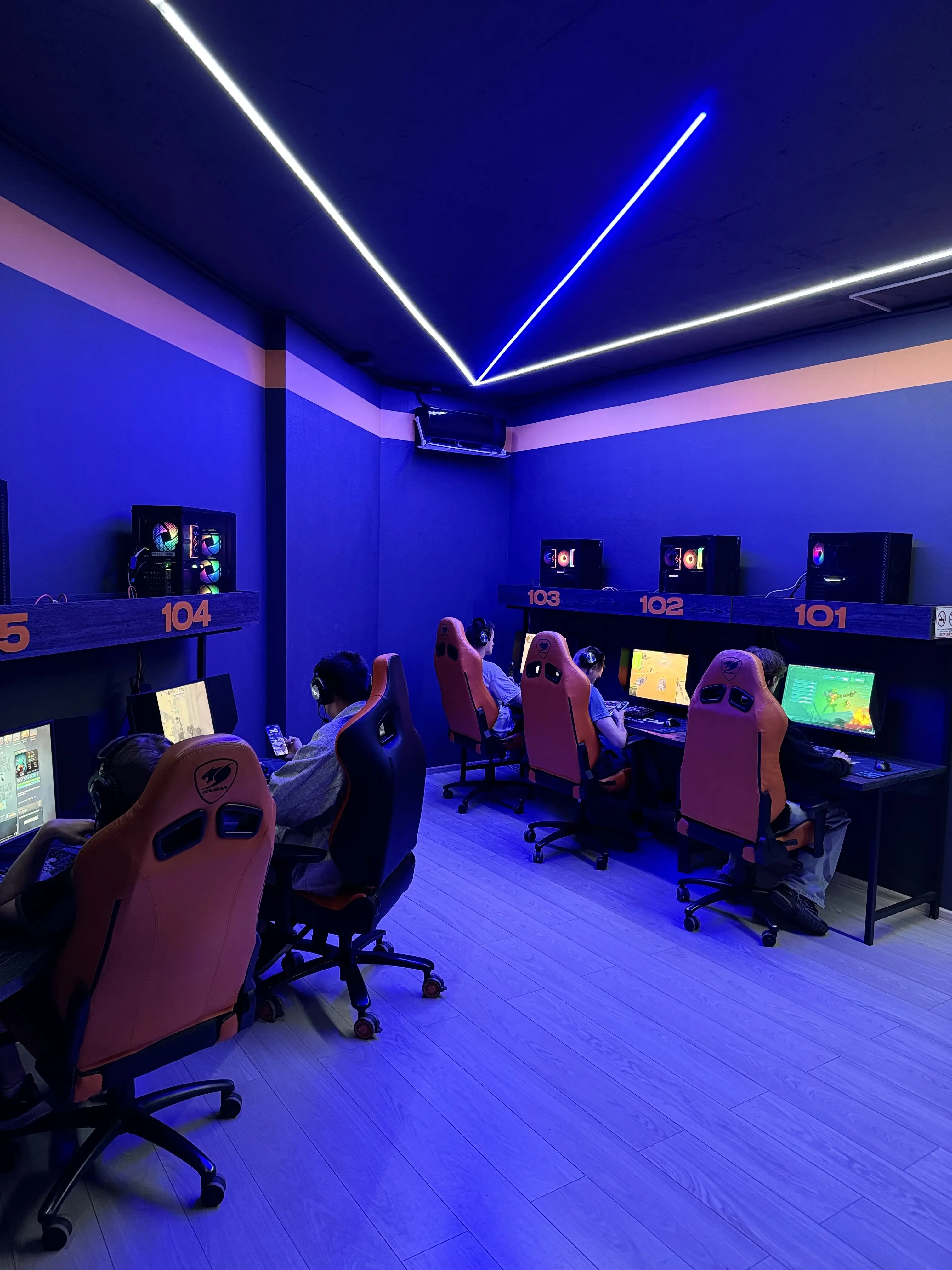 Изображение клуба Storm Cyber Club № 9