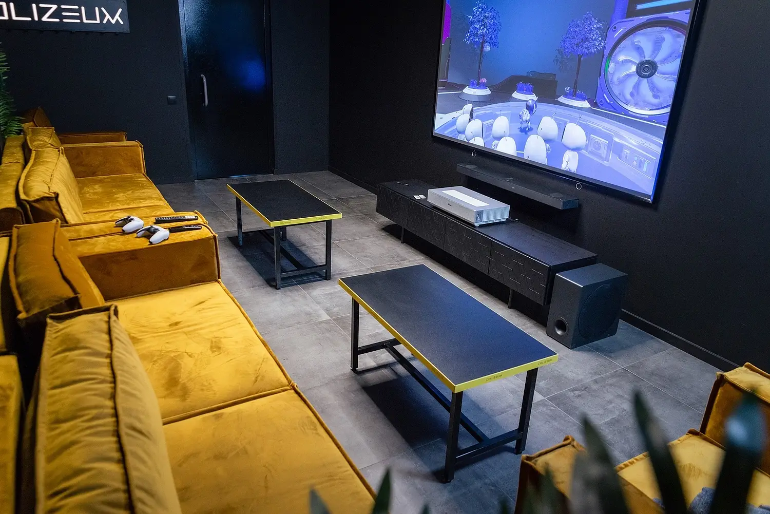 Изображение клуба Colizeum Военная № 2