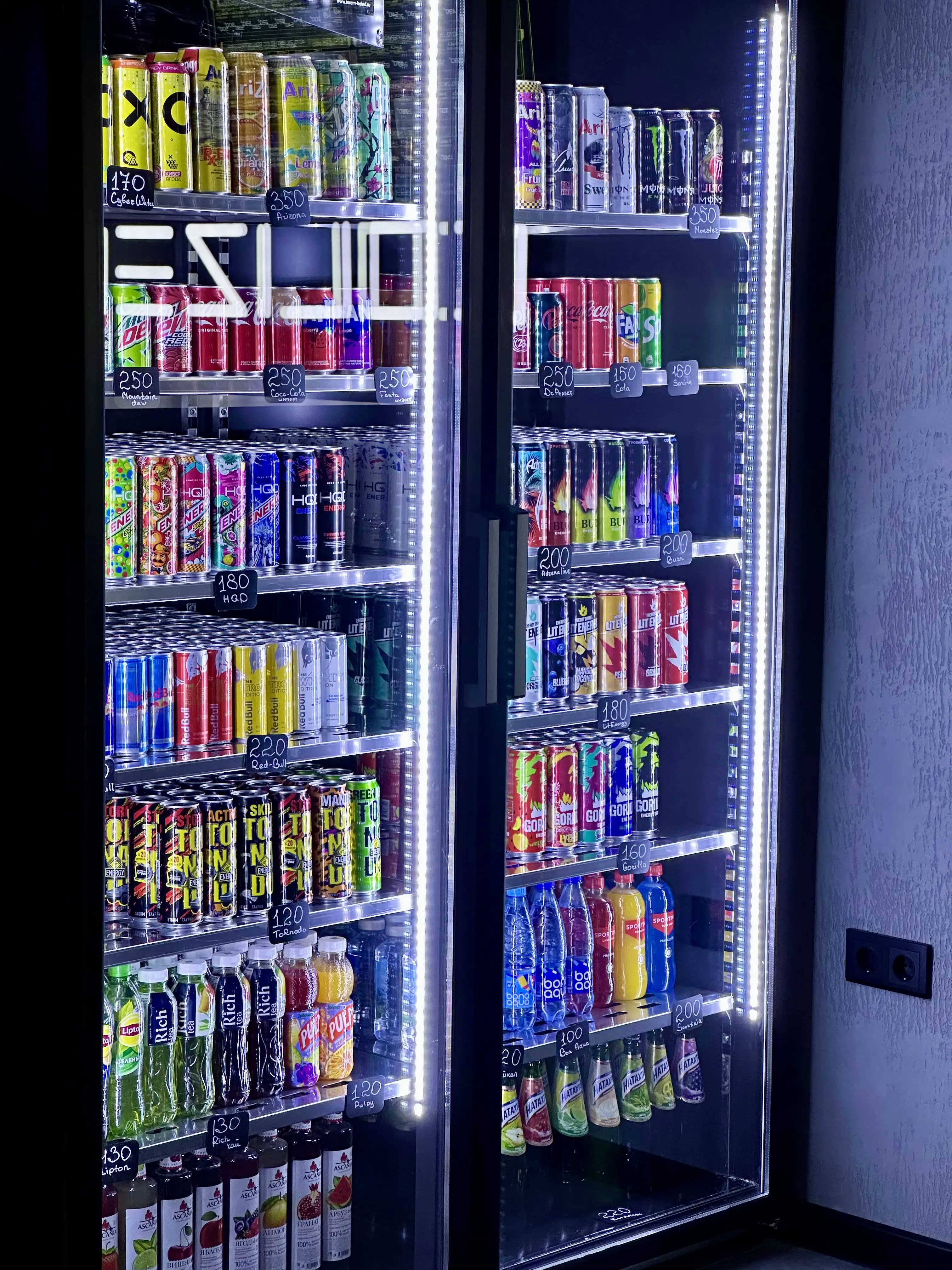 Изображение клуба COLIZEUM Асеева № 3