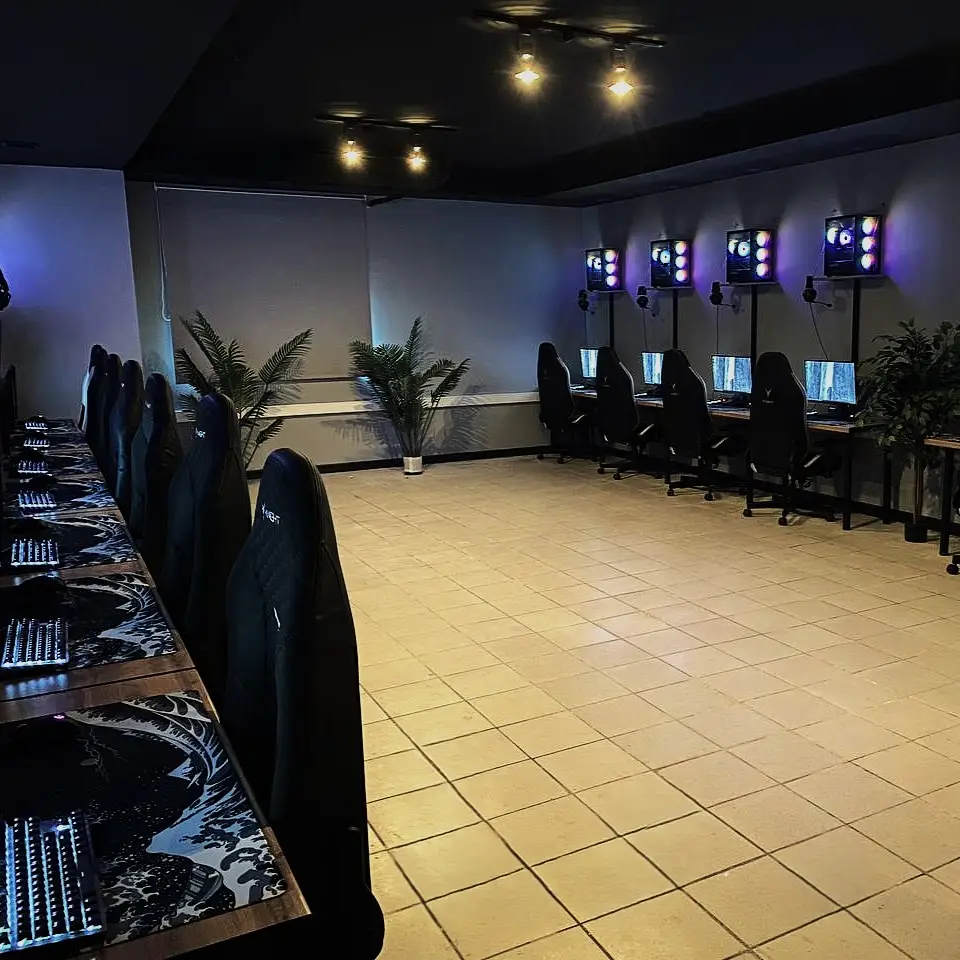 Изображение клуба LEVEL № 1