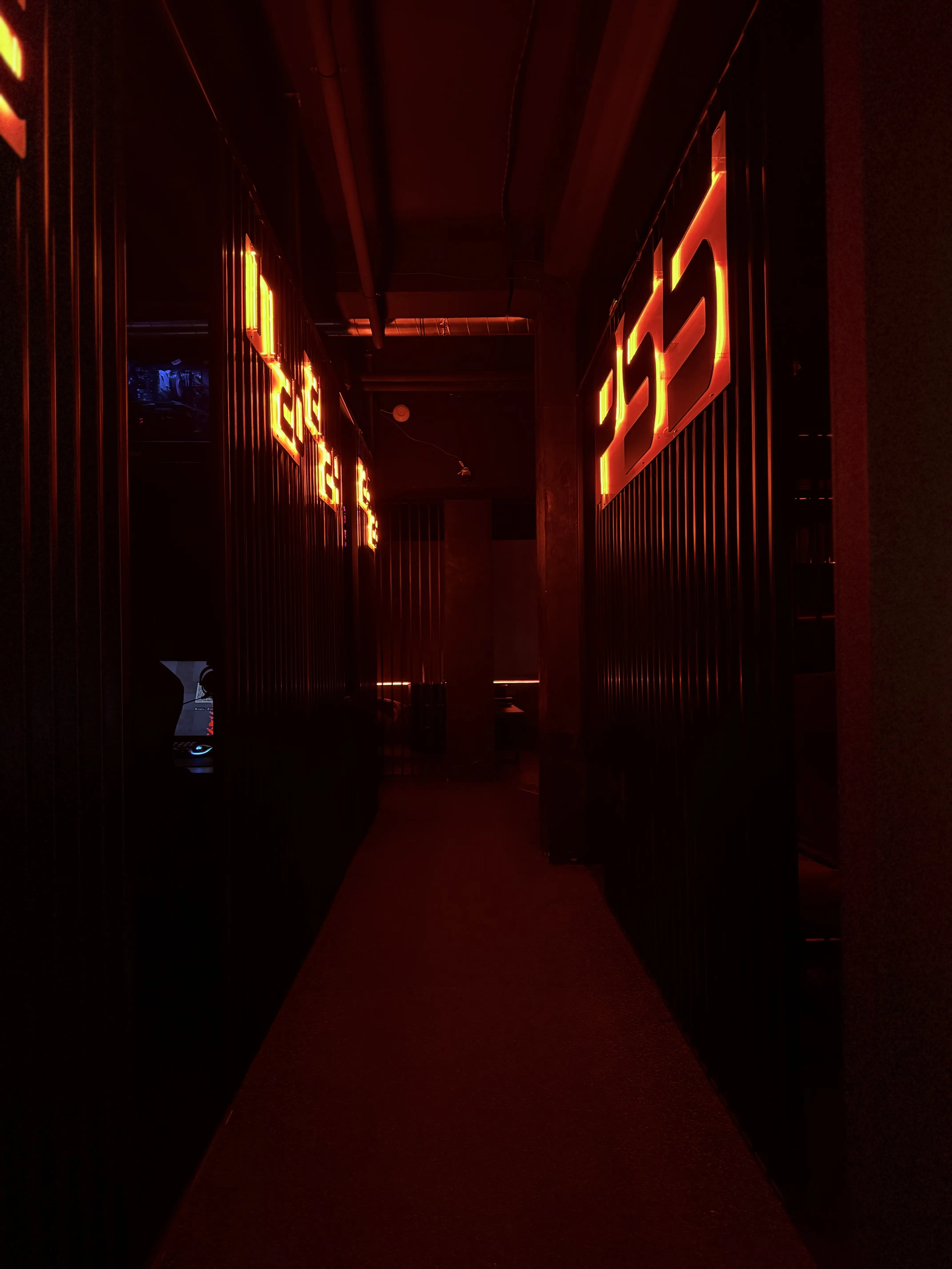 Изображение клуба Holl Cyber Lounge № 8