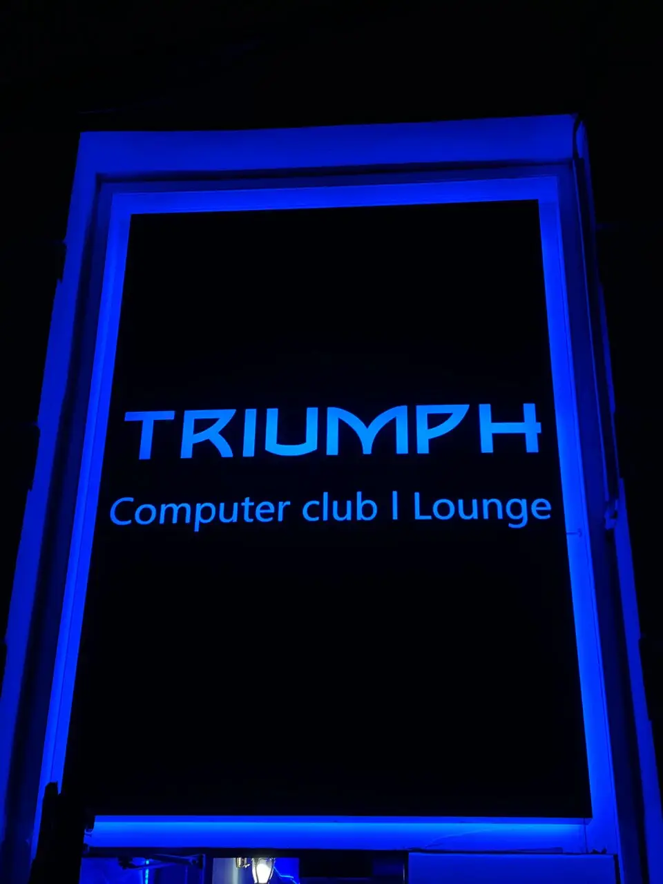 Изображение клуба TRIUMPH № 1