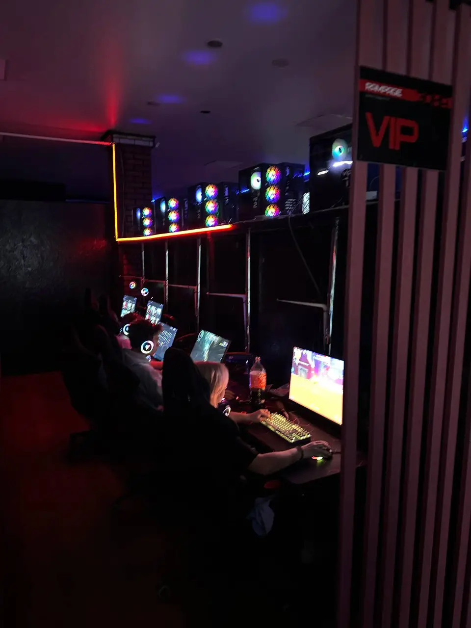 Изображение клуба Rampage № 1