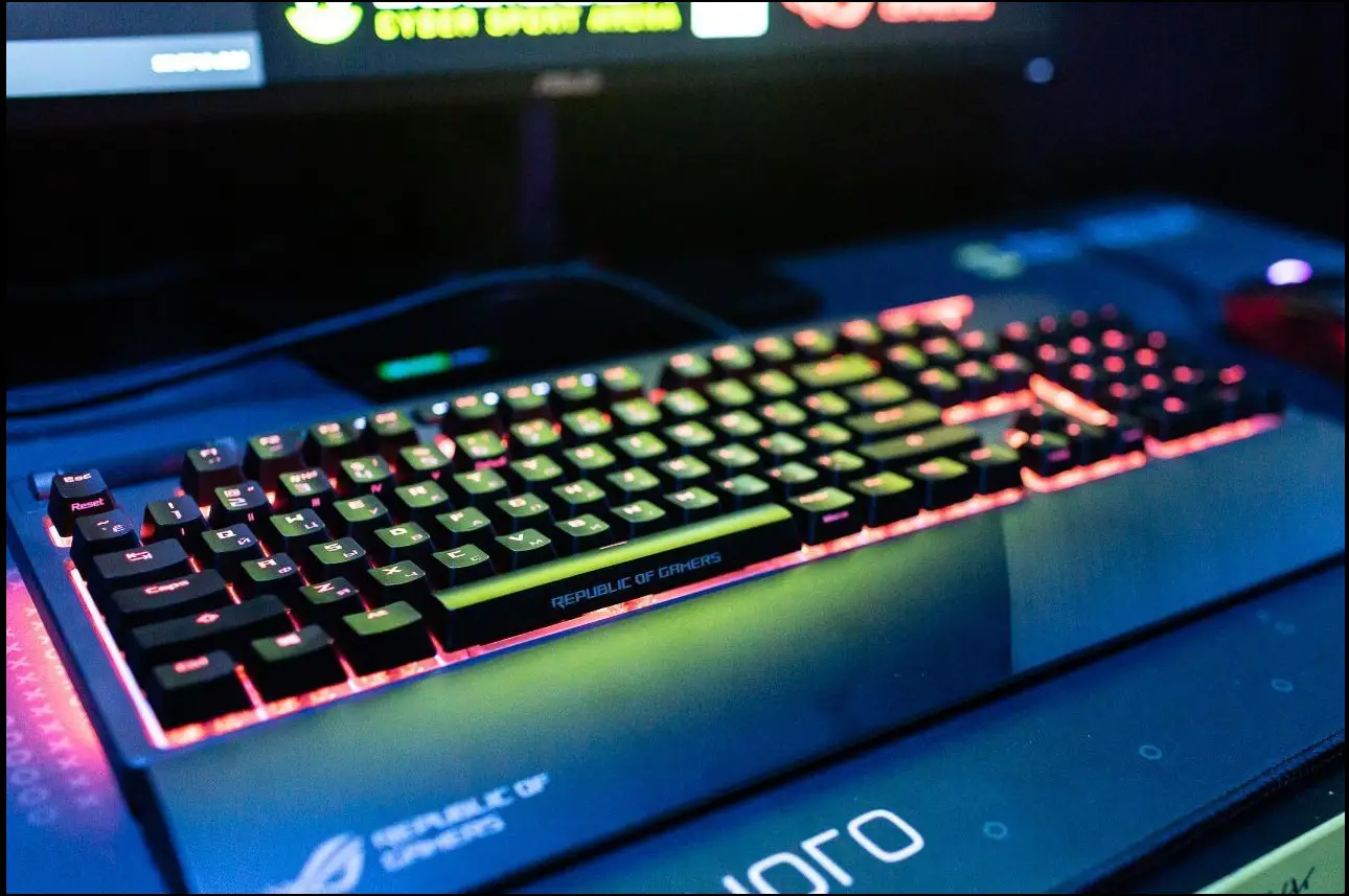 Изображение клуба Colizeum Кировск № 1