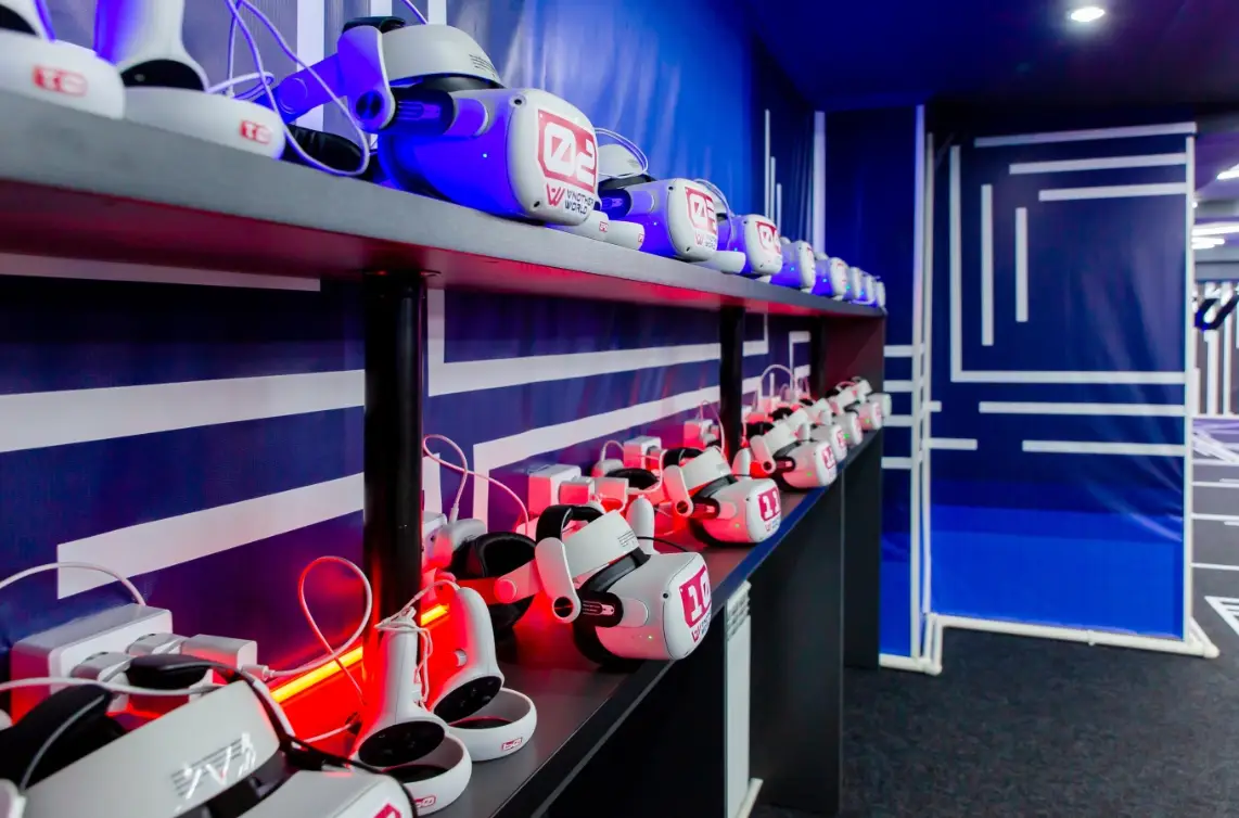 Изображение клуба Другие Миры № 4