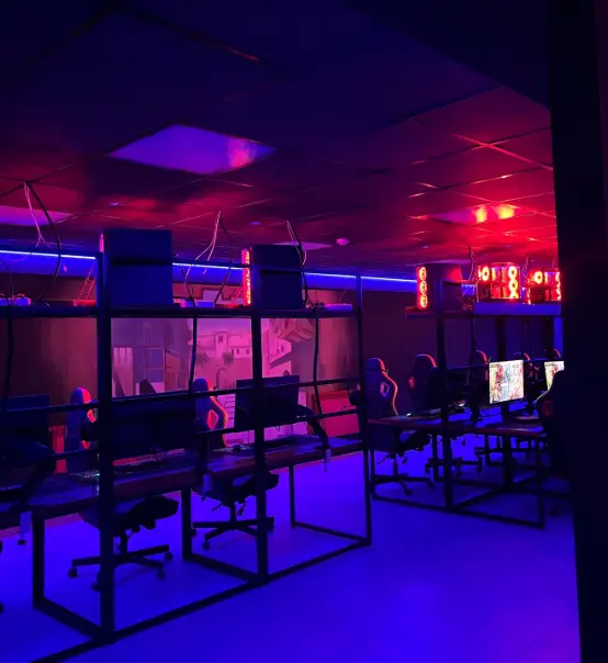 Изображение клуба Кибер House № 6