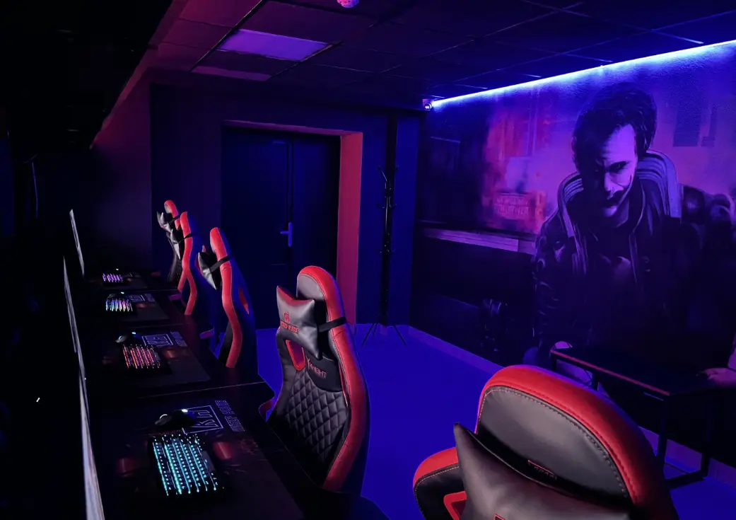 Изображение клуба Кибер House № 2