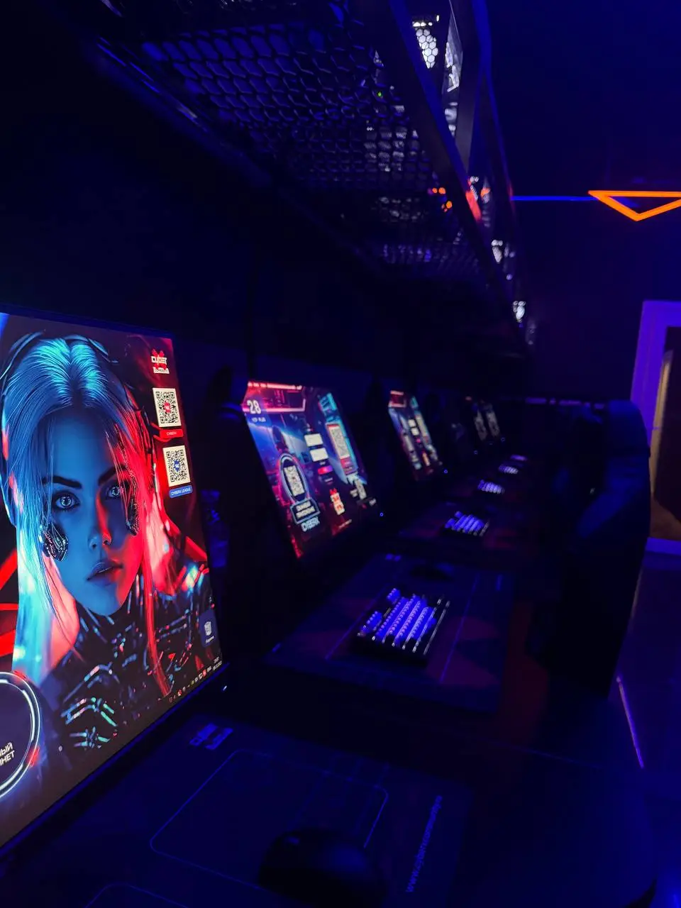 Изображение клуба CyberX Международная № 10