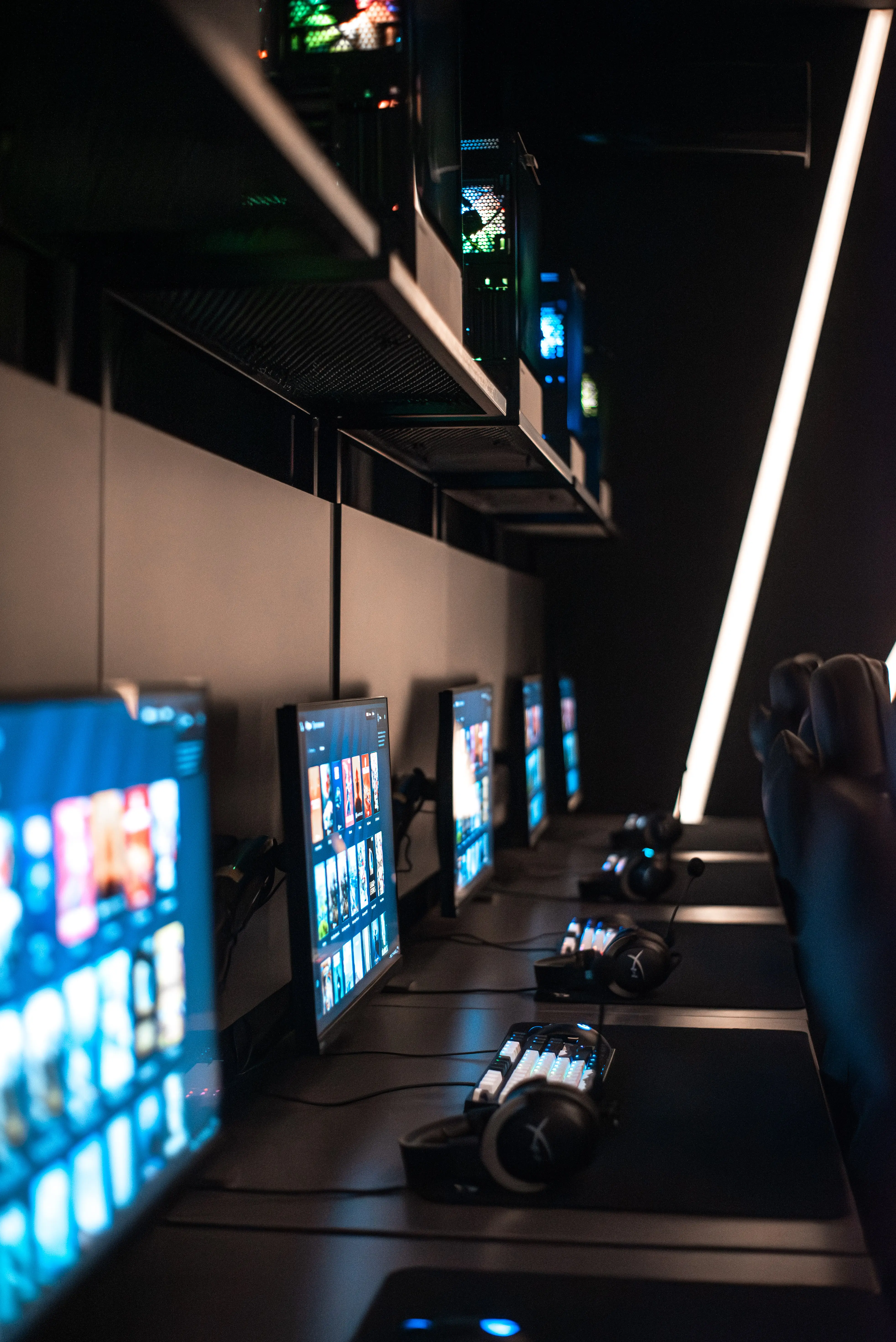 Изображение клуба 404 Киберспортивный лаунж № 1