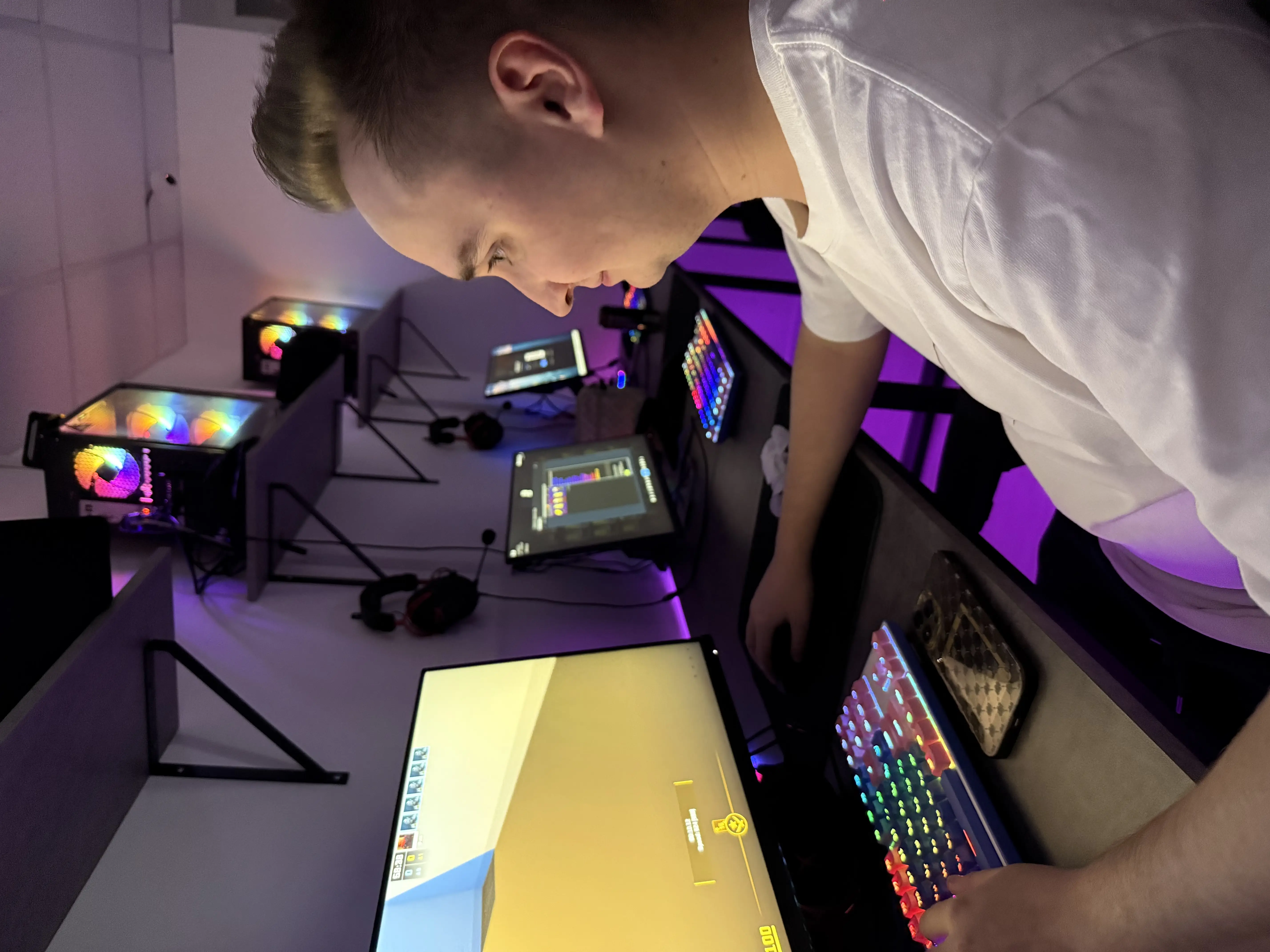 Изображение клуба Танос № 2