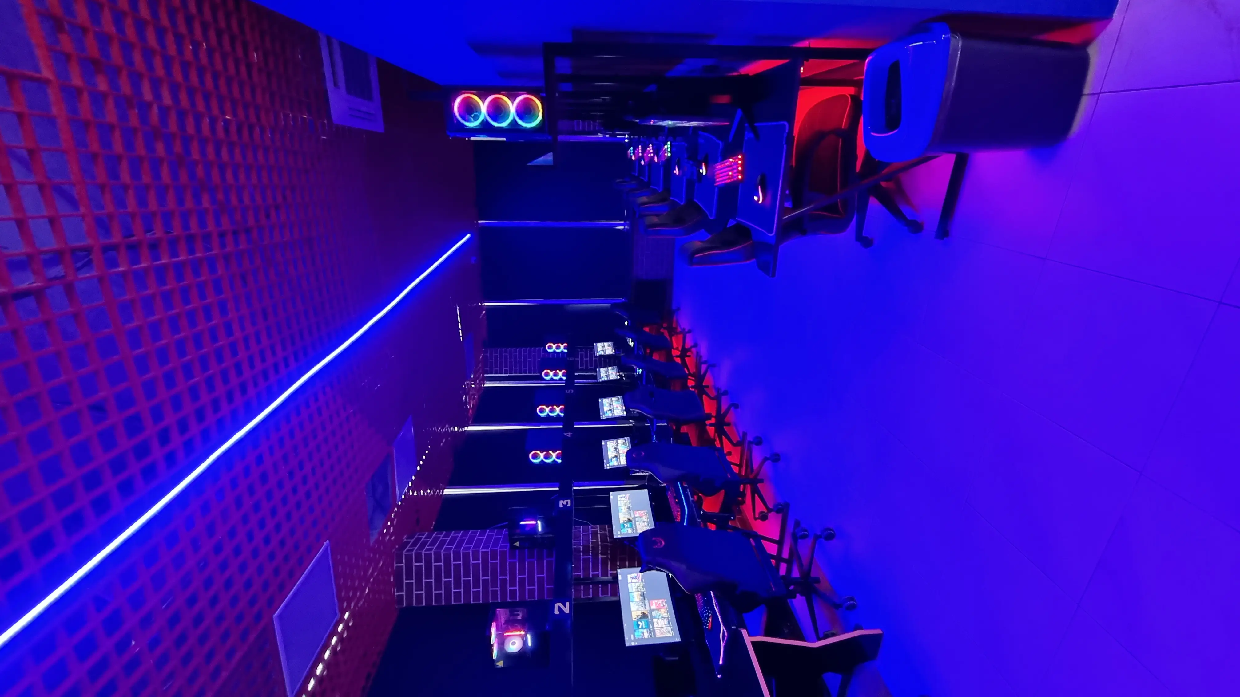 Изображение клуба Pixel Centre № 6